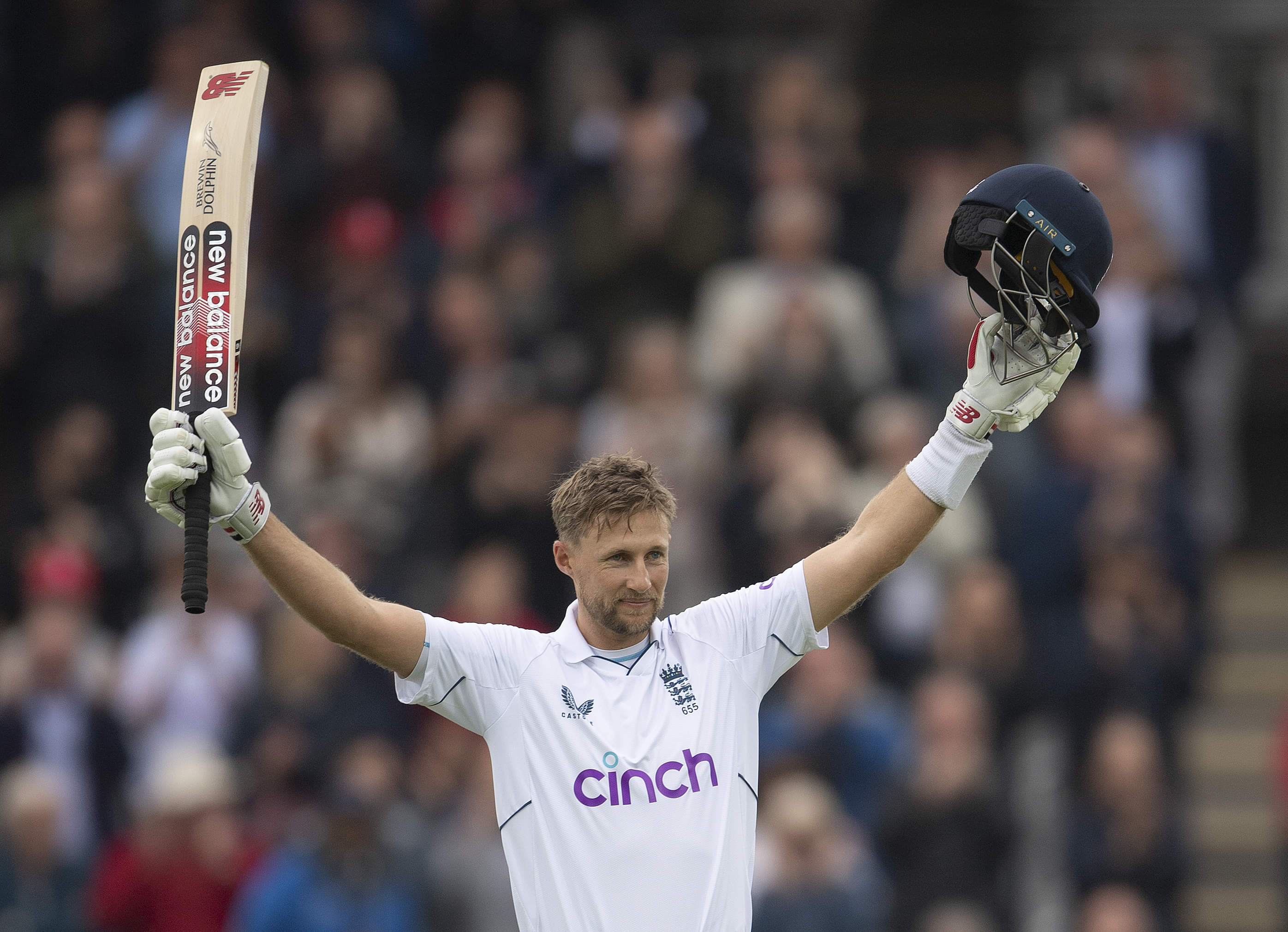 Joe Root, ahead among the "Fab Four" of the modern era