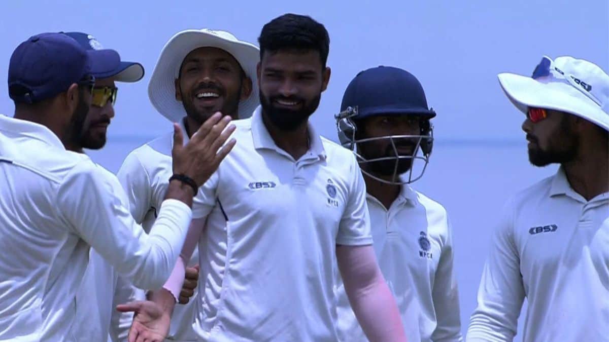 Madhya Pradesh edge closer towards maiden Ranji Trophy title