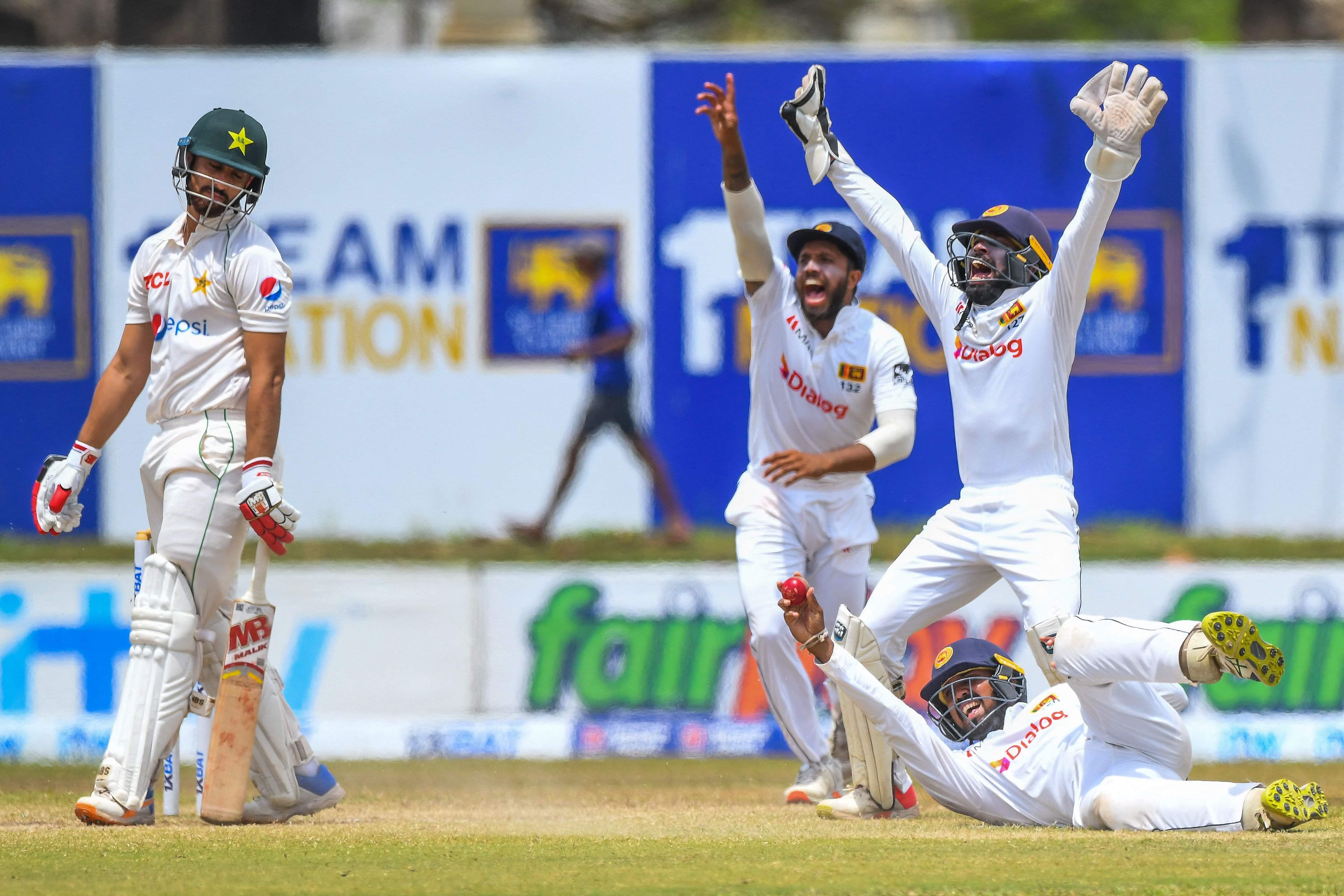 Pressure on Sri Lanka once again as they look to level series