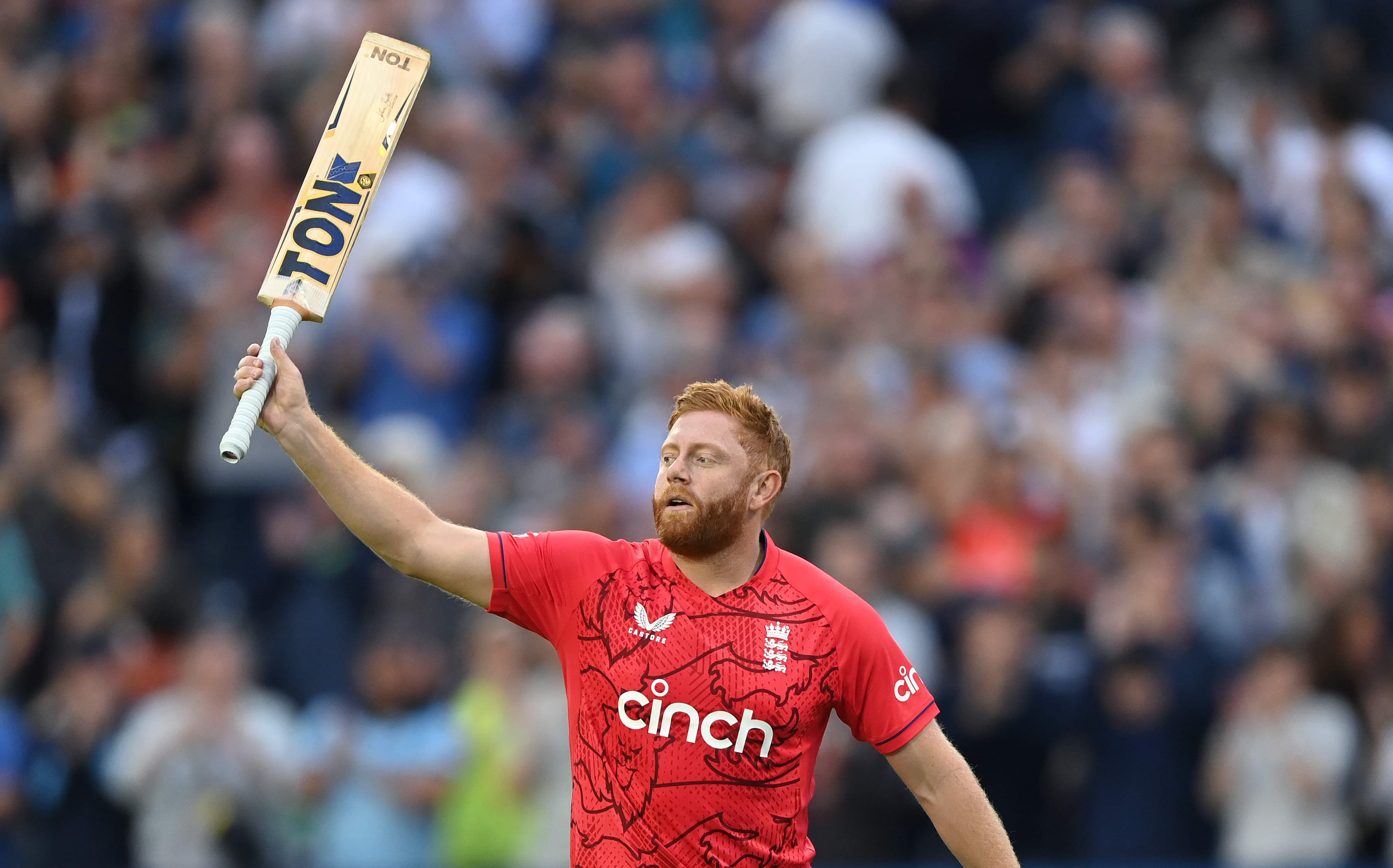 Bairstow continues his season of romance as England down SA in Bristol