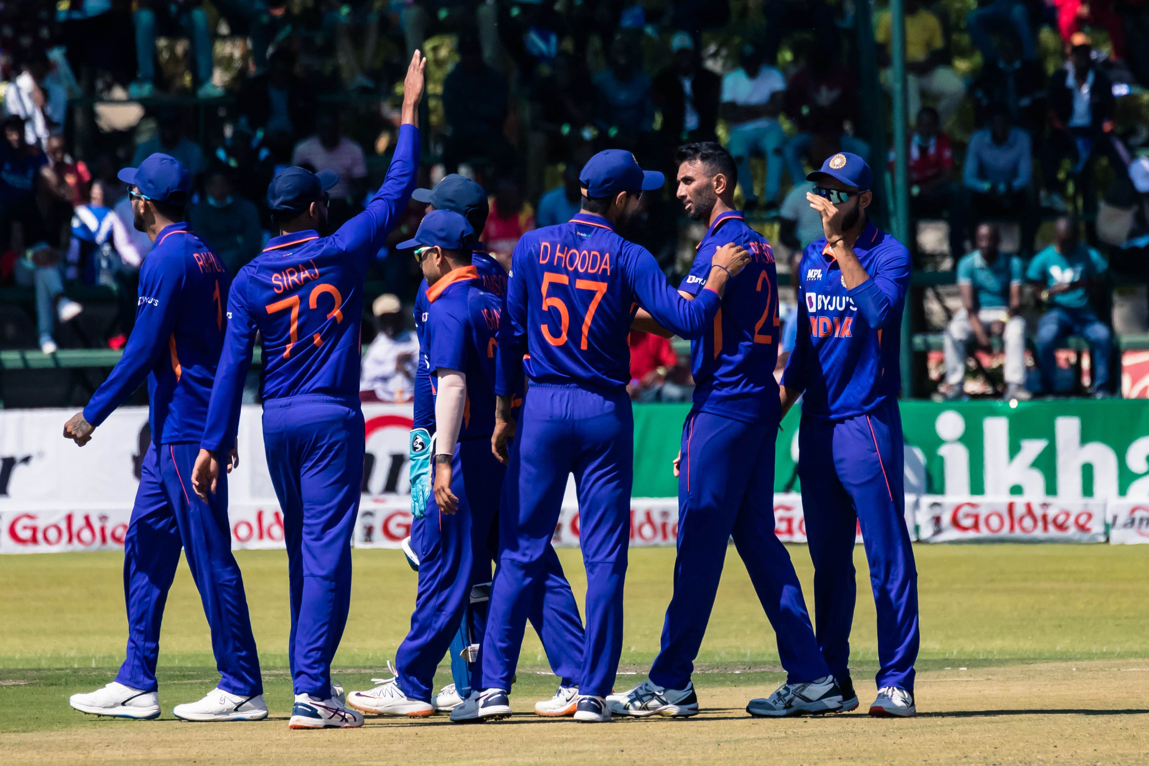 India cut, copy, paste (and edit) in Harare to seal series