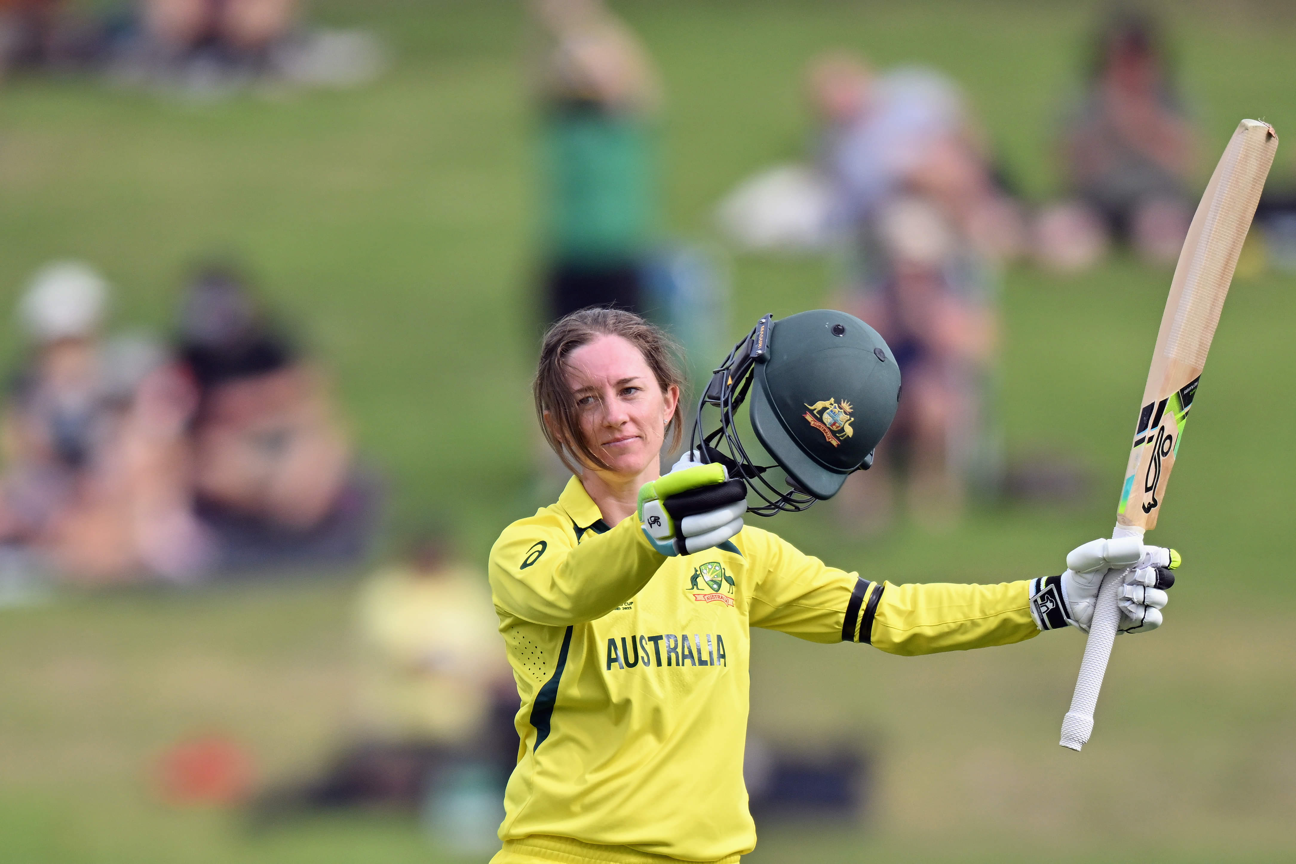 Rachael Haynes announces international retirement