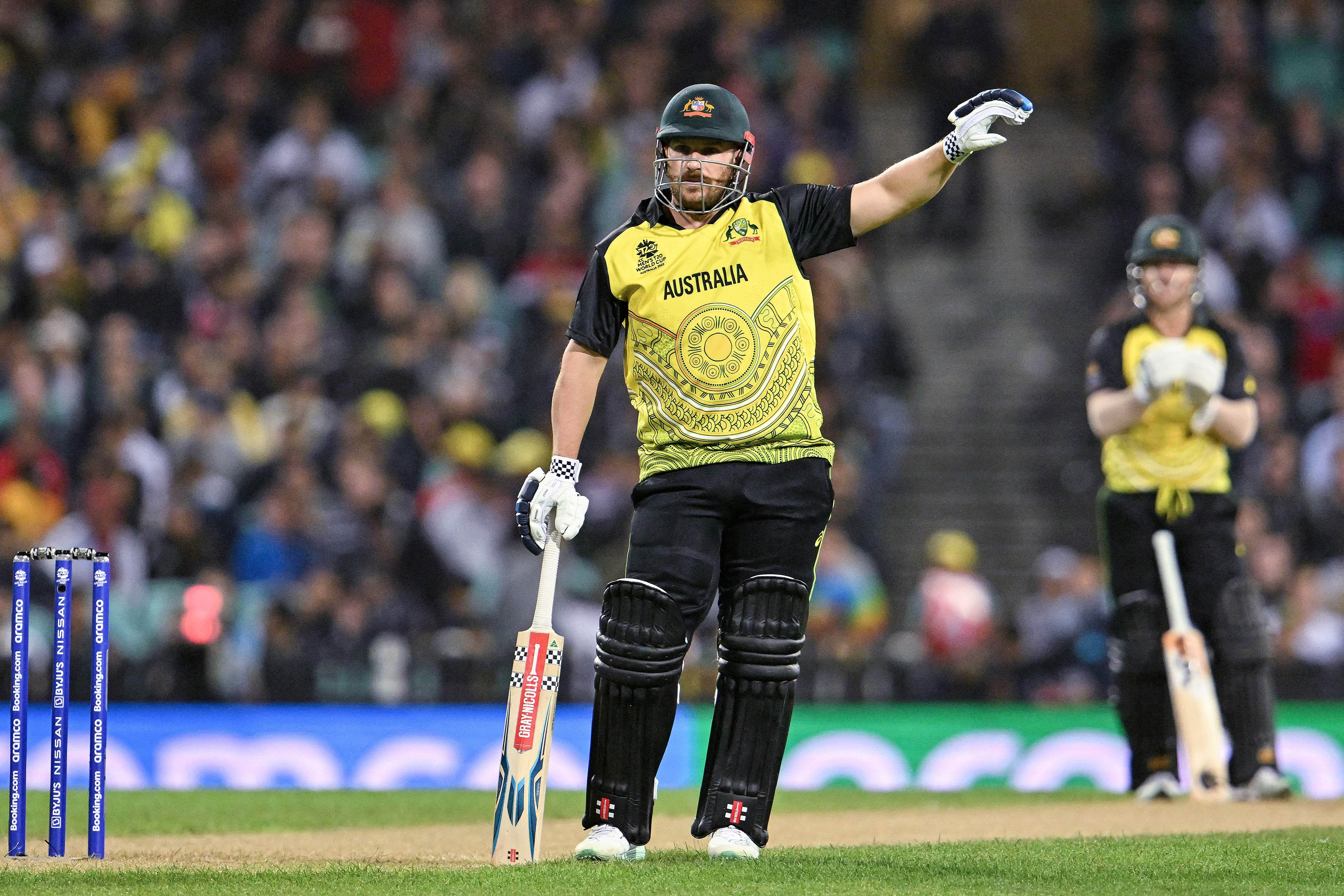 Australia look to bounce back against tricky Sri Lanka