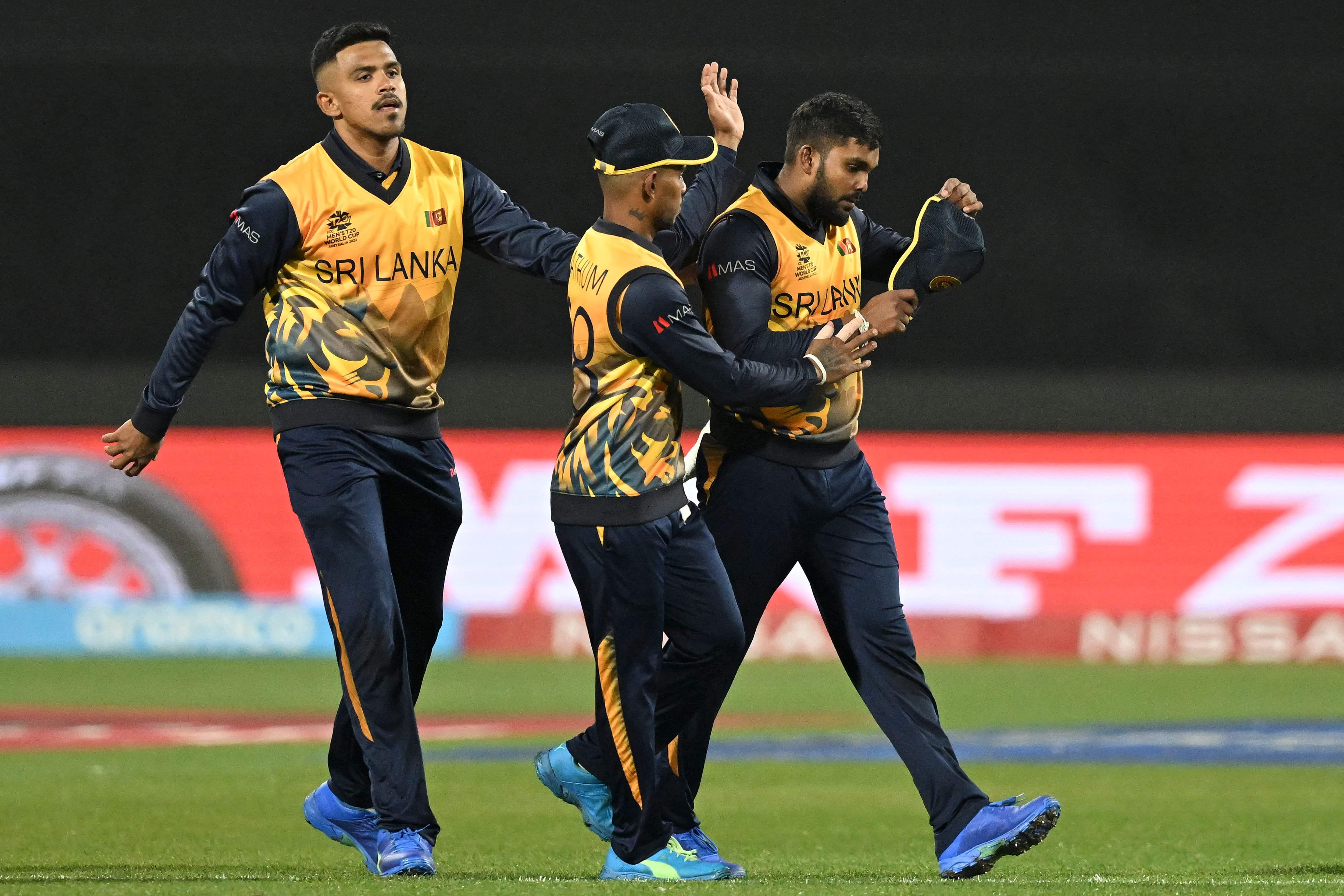 Sri Lankan wizards unable to put on a show together 