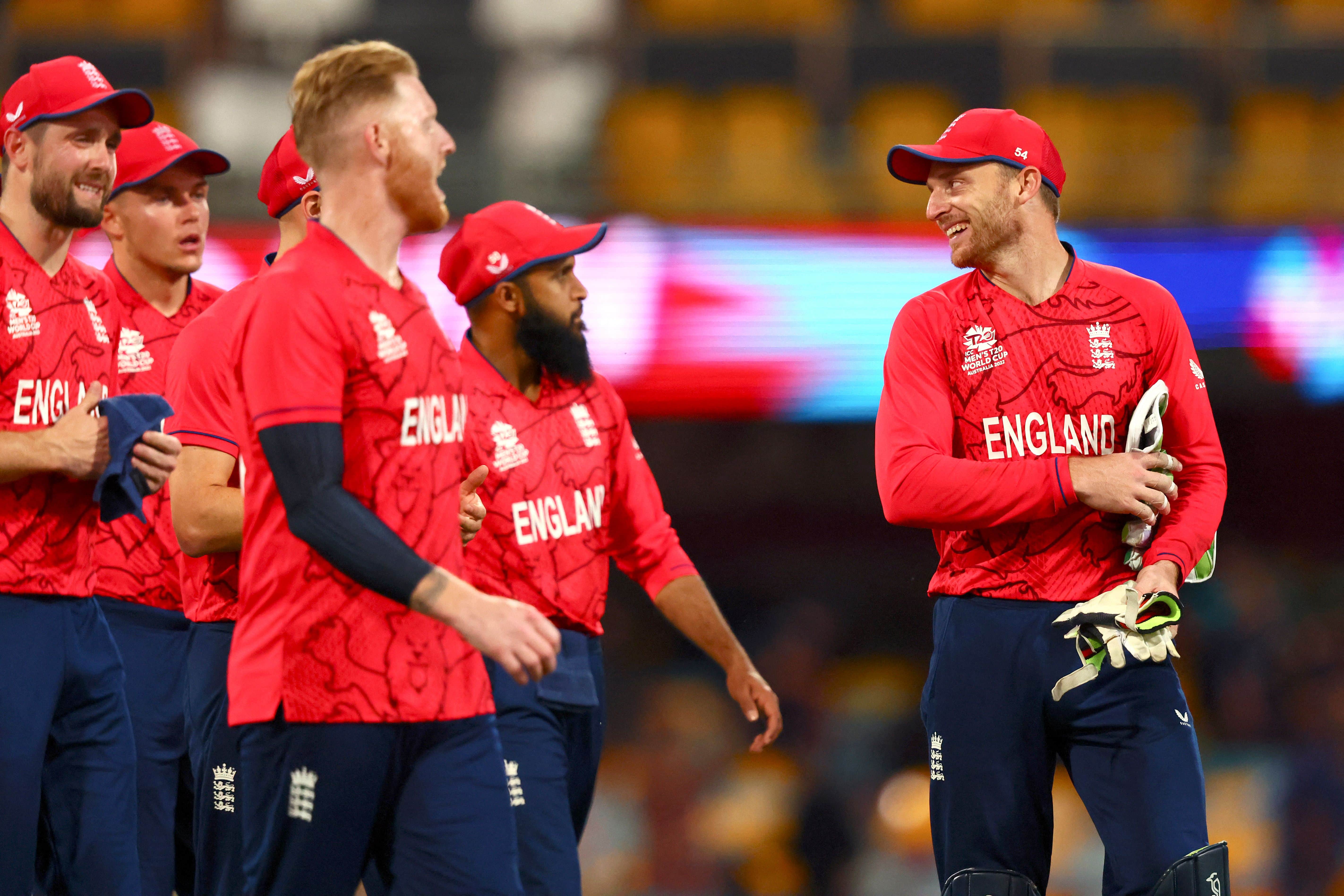 England battle for survival against wounded Lankan Lions