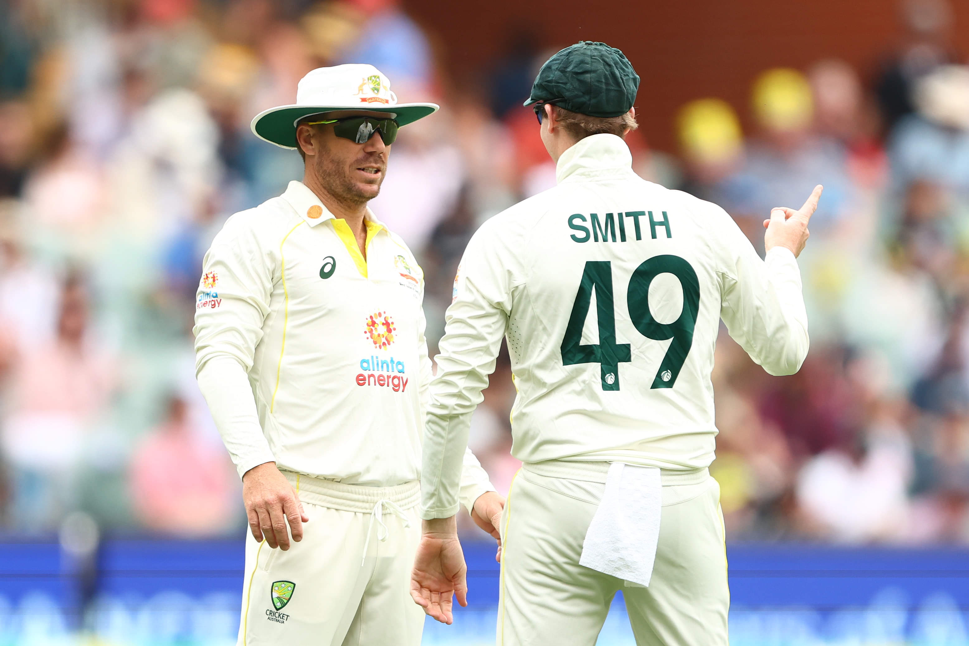 'Fundamentally wrong' to ban David Warner from leadership: Steven Smith