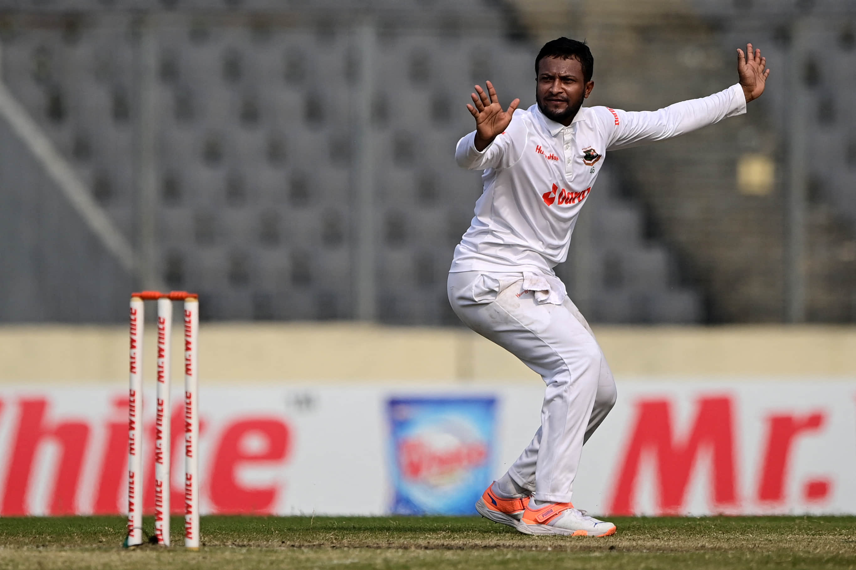 Bangladesh sweating over Shakib's availability for first Test