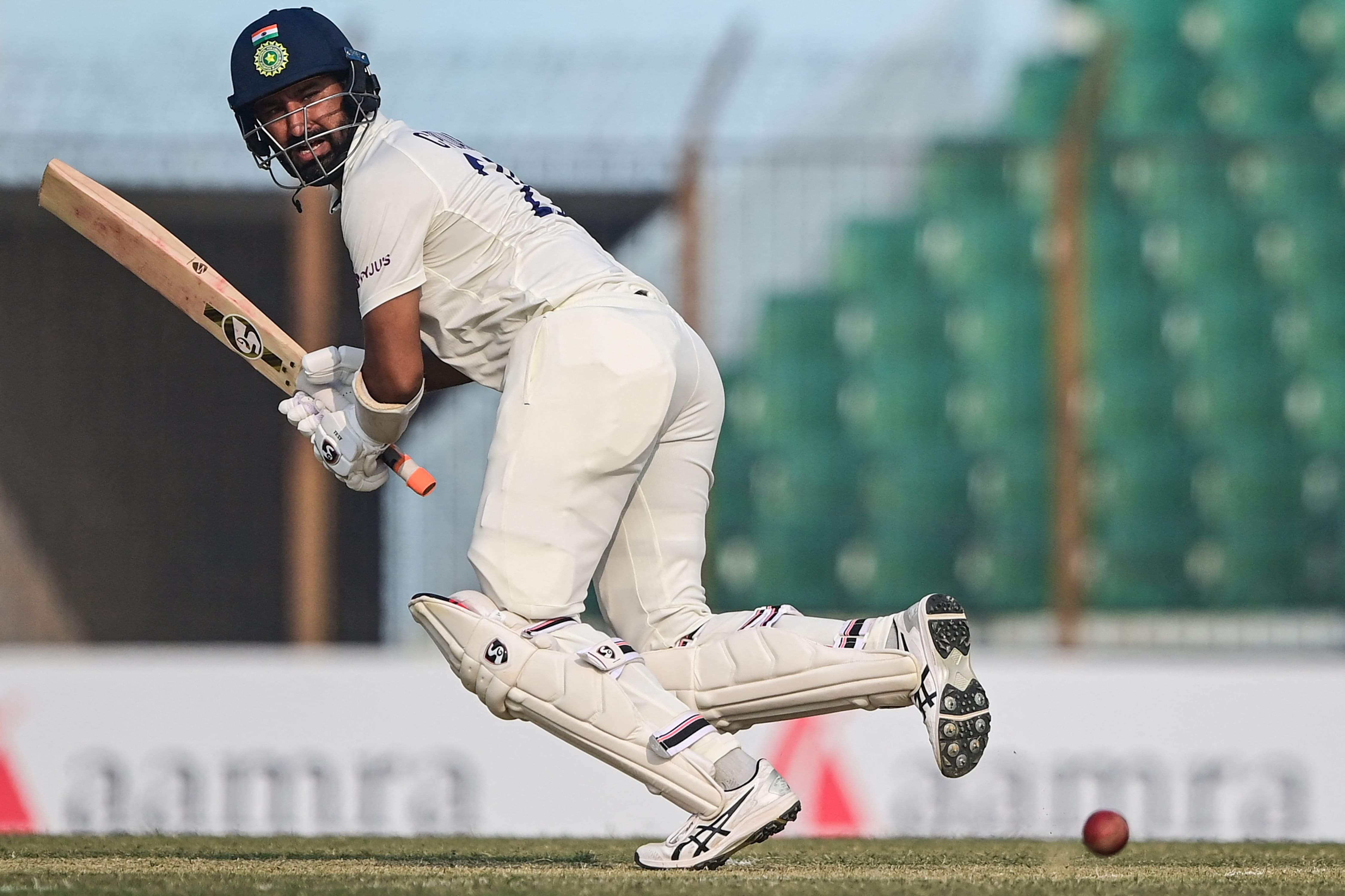 You can't bat for time on this pitch: Pujara