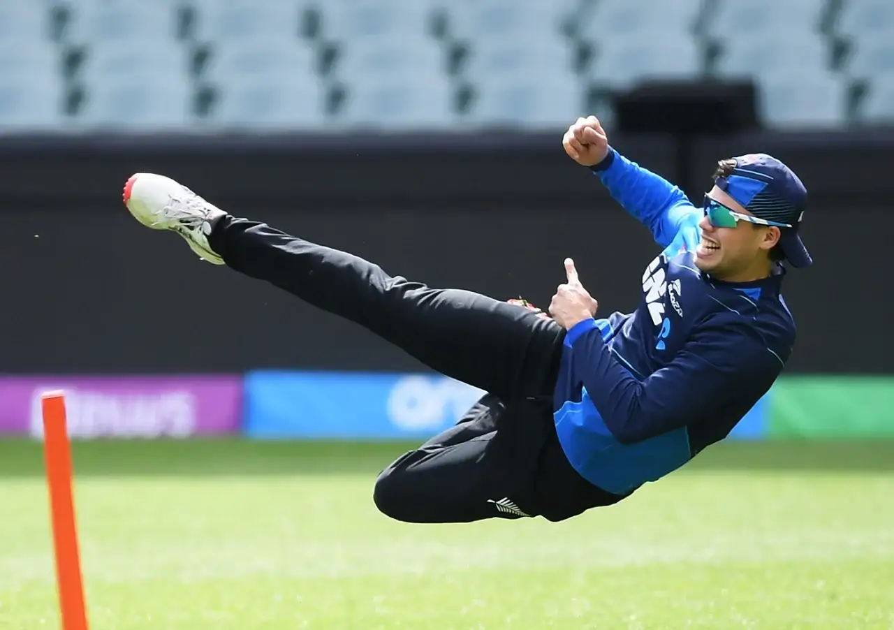 Mark Chapman earns maiden NZC central contract