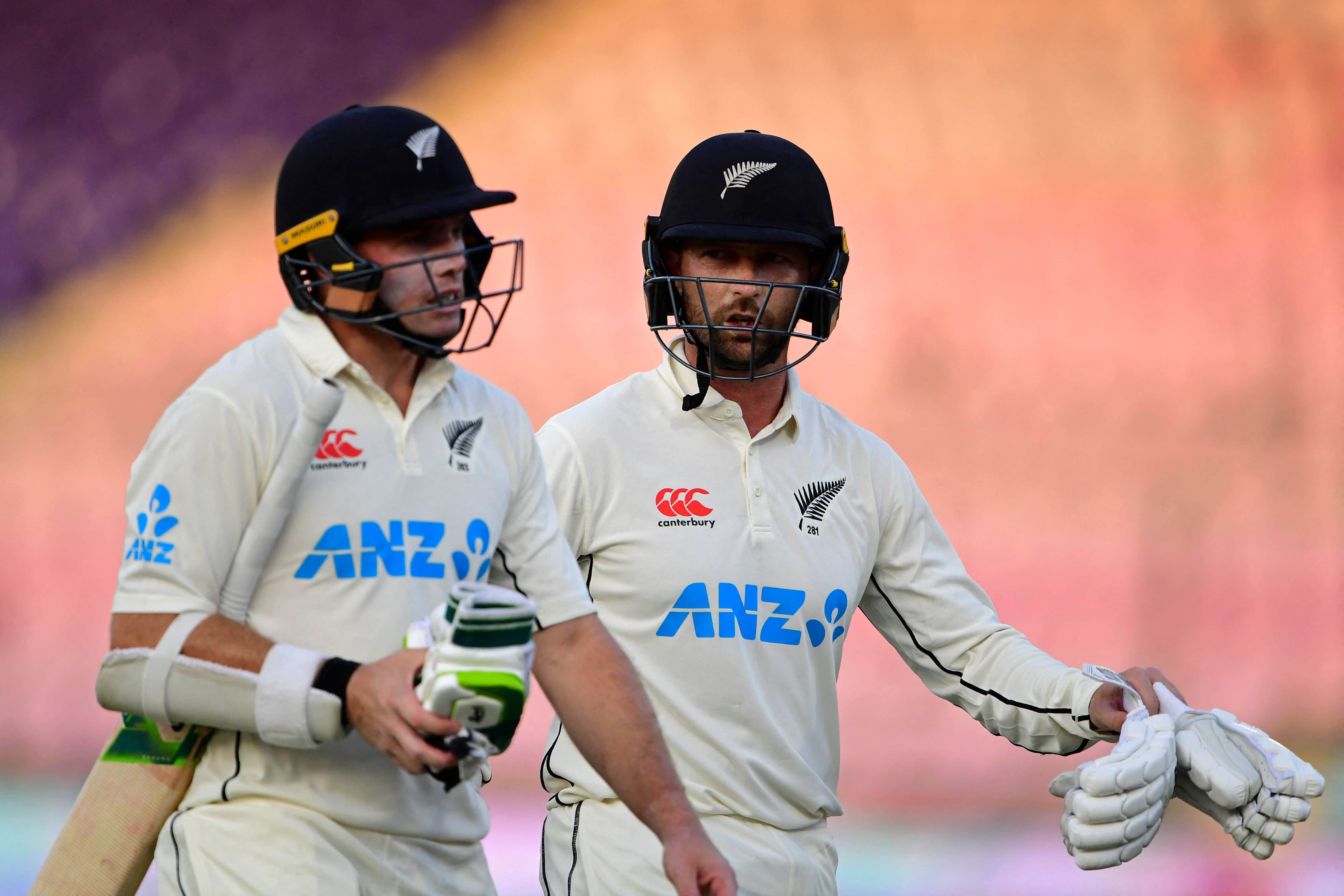 Latham, Conway lead New Zealand's strong reply on Day 2