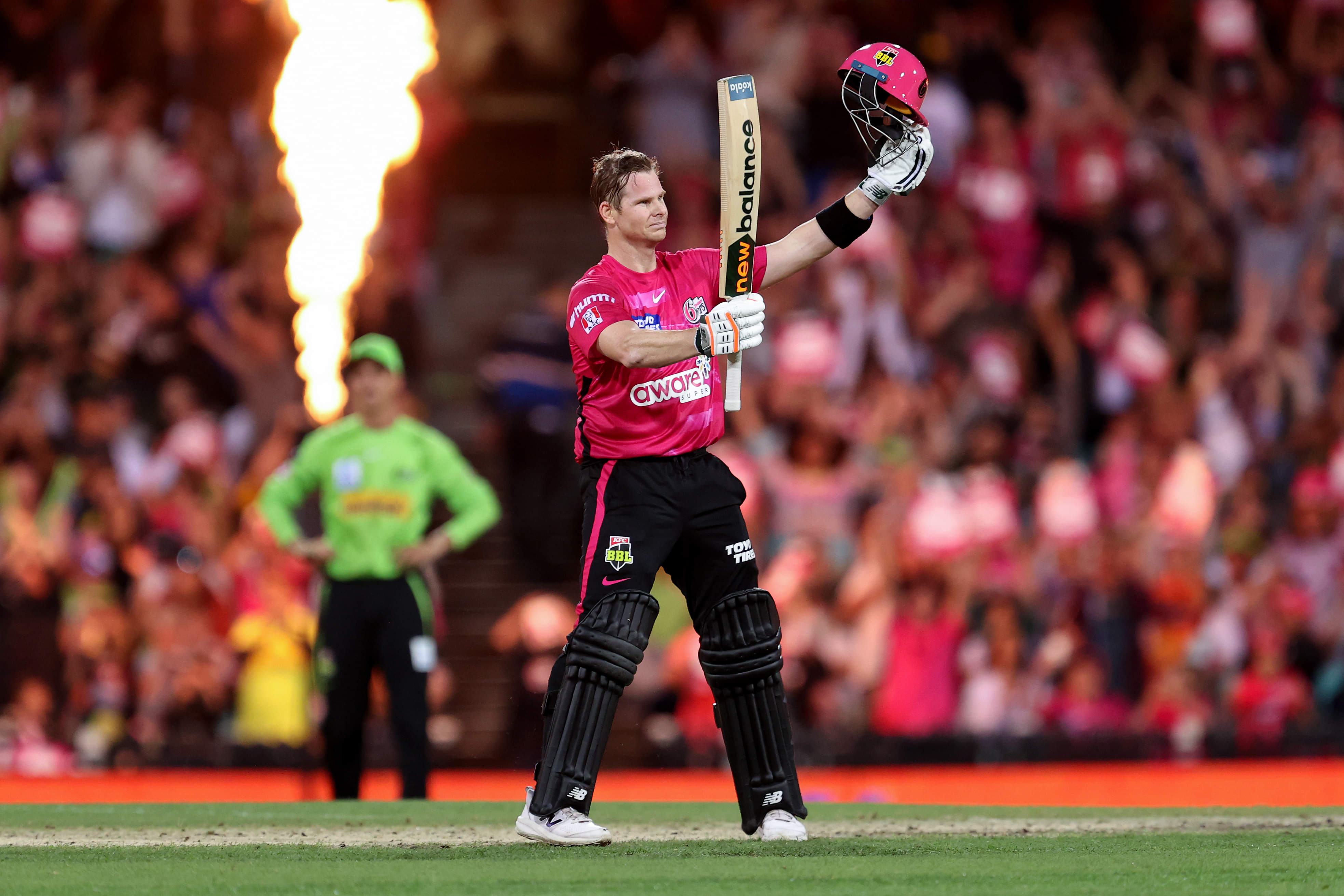 Smith’s successive innings of destruction lights up last week of BBL 12