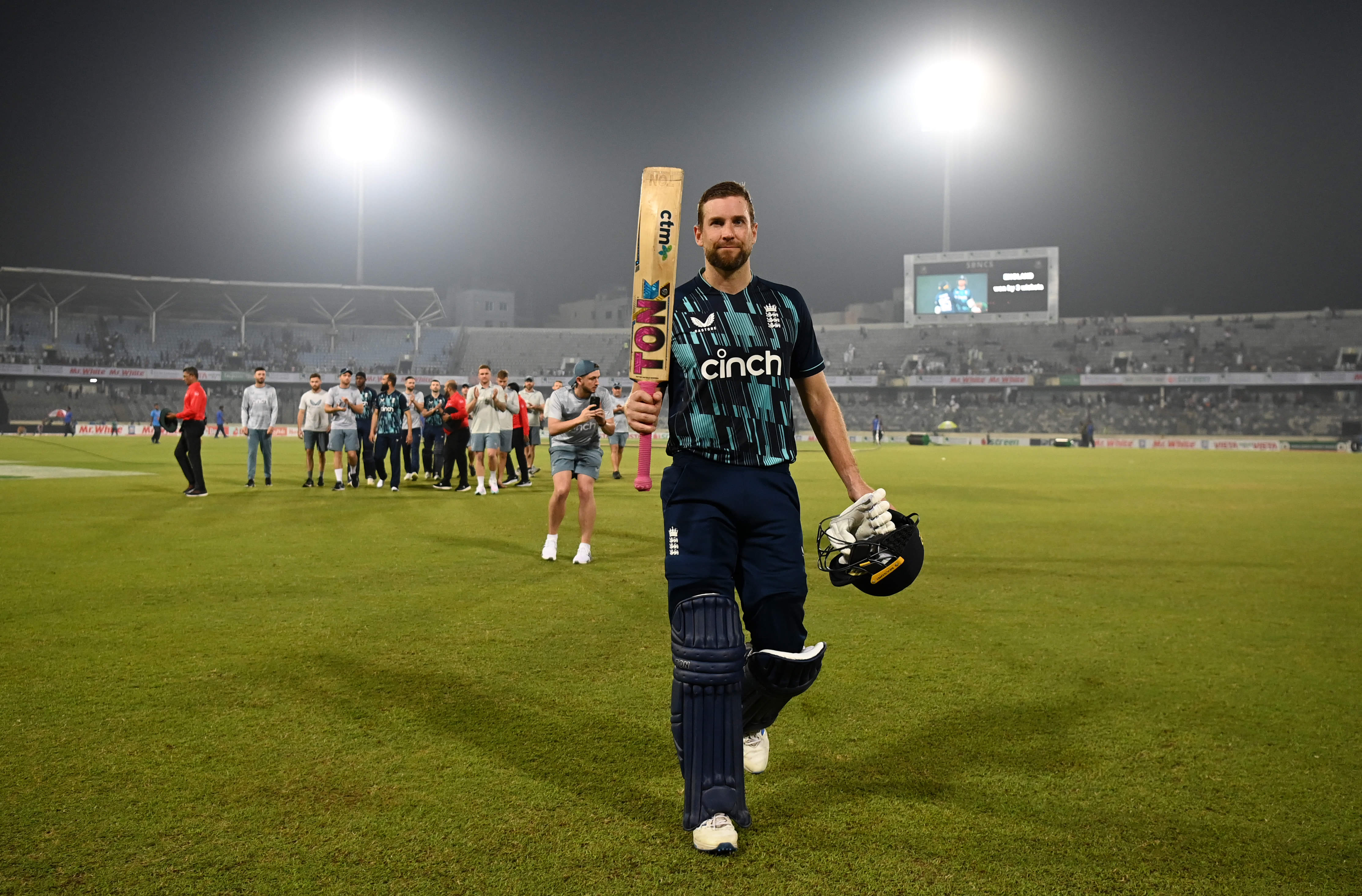 Malan ton gives England thrilling win over Bangladesh