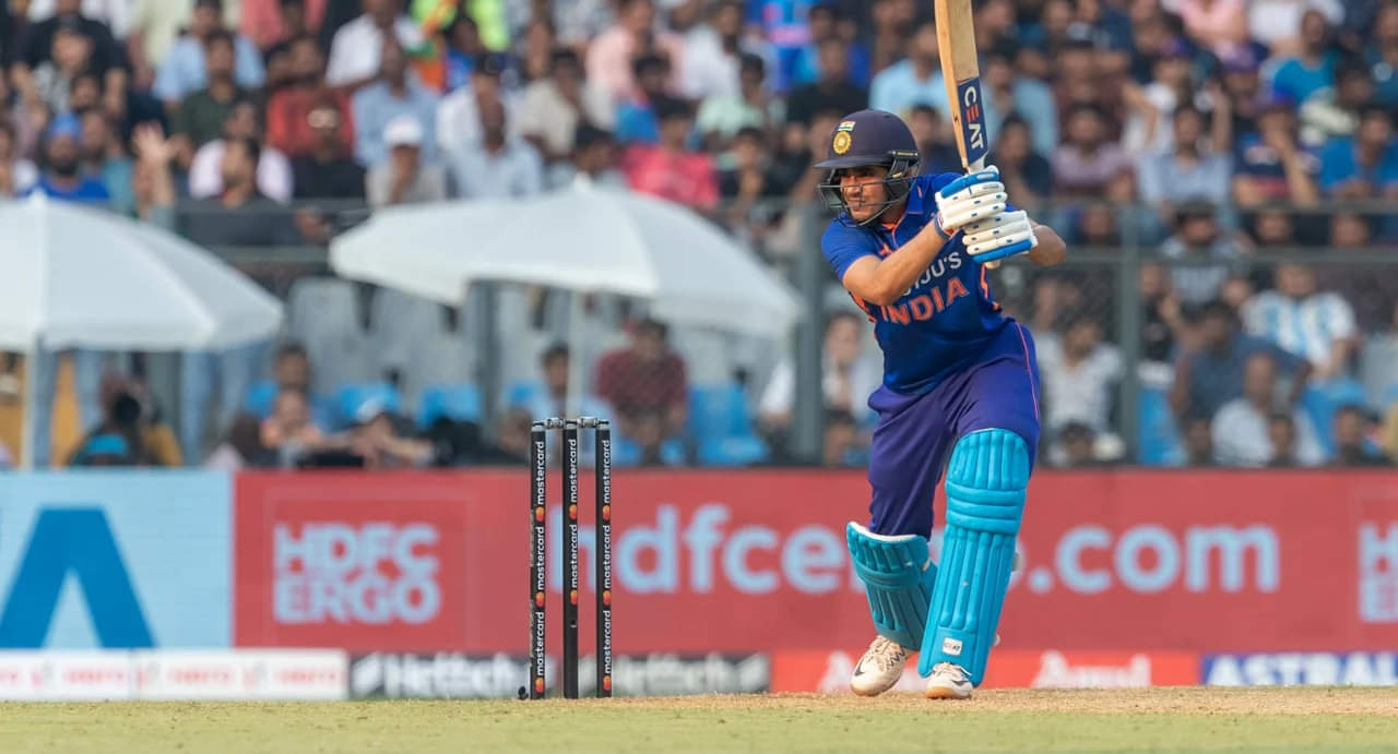 Fantasy: Put your money on Gill, Starc