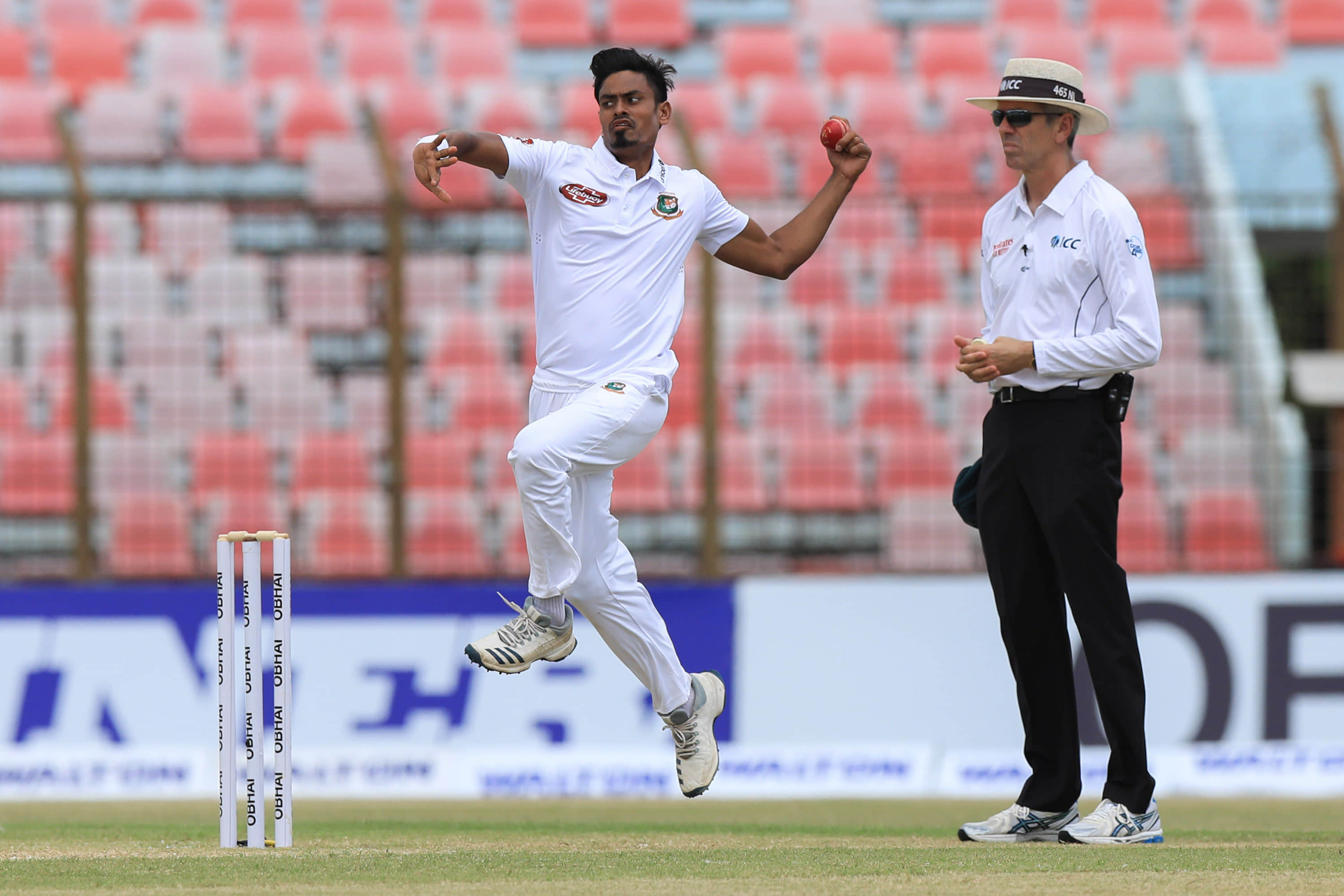 Bangladesh dented by two quick blows after Taijul Islam's fifer