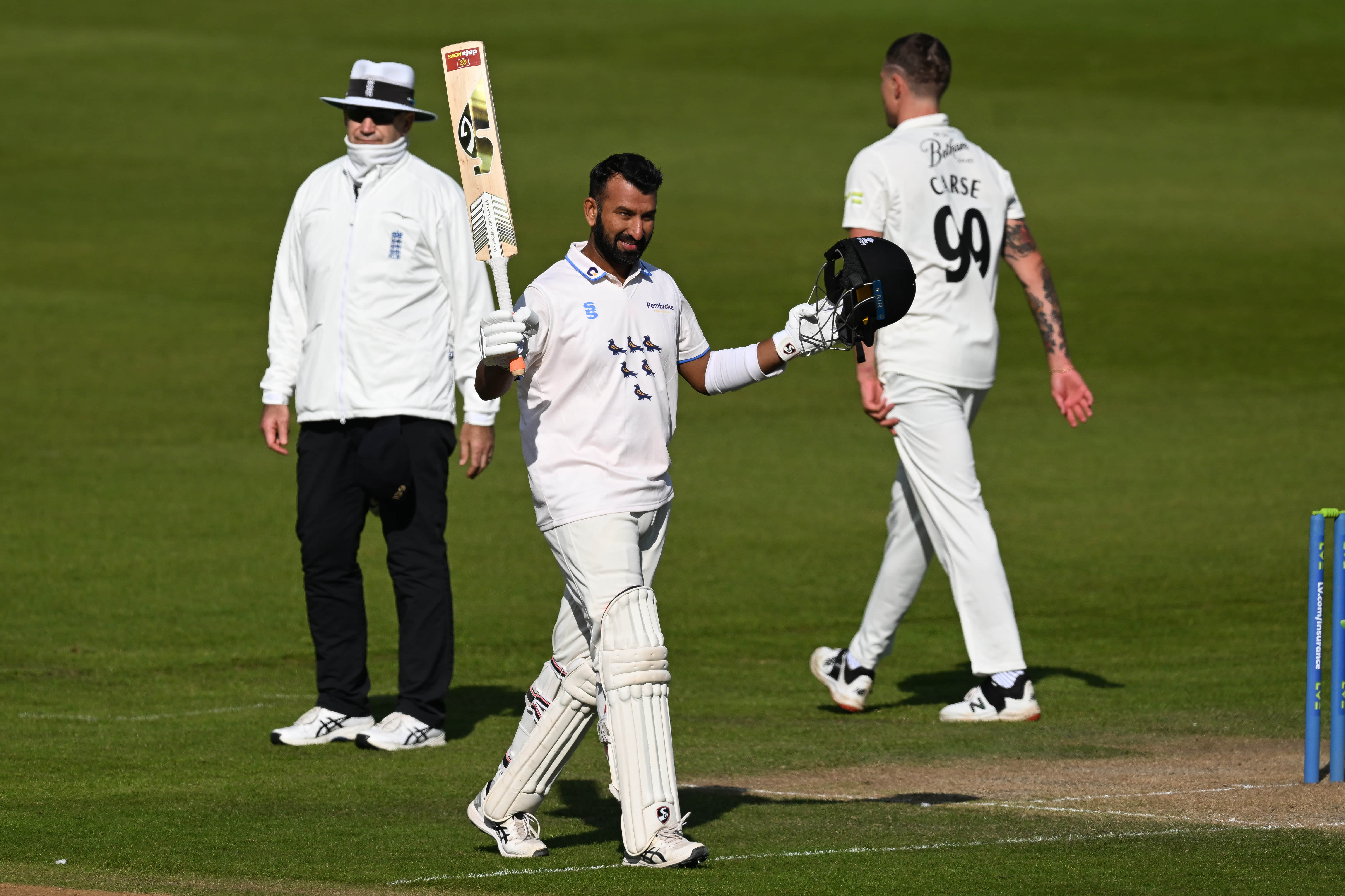 County Round-up: Pujara shines, Labuschagne tries out off-spin & more