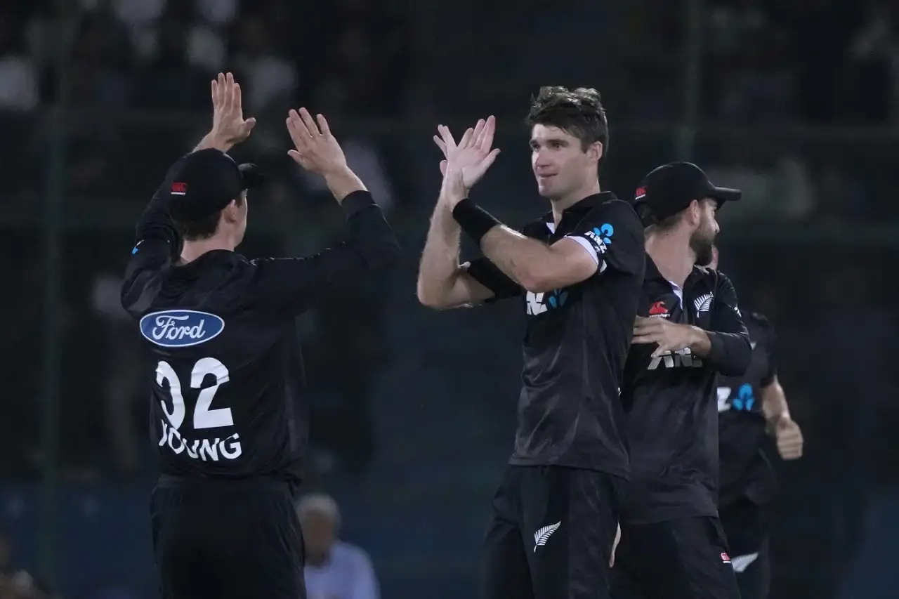 New Zealand avoid Pakistan whitewash despite Iftikhar's run blitz