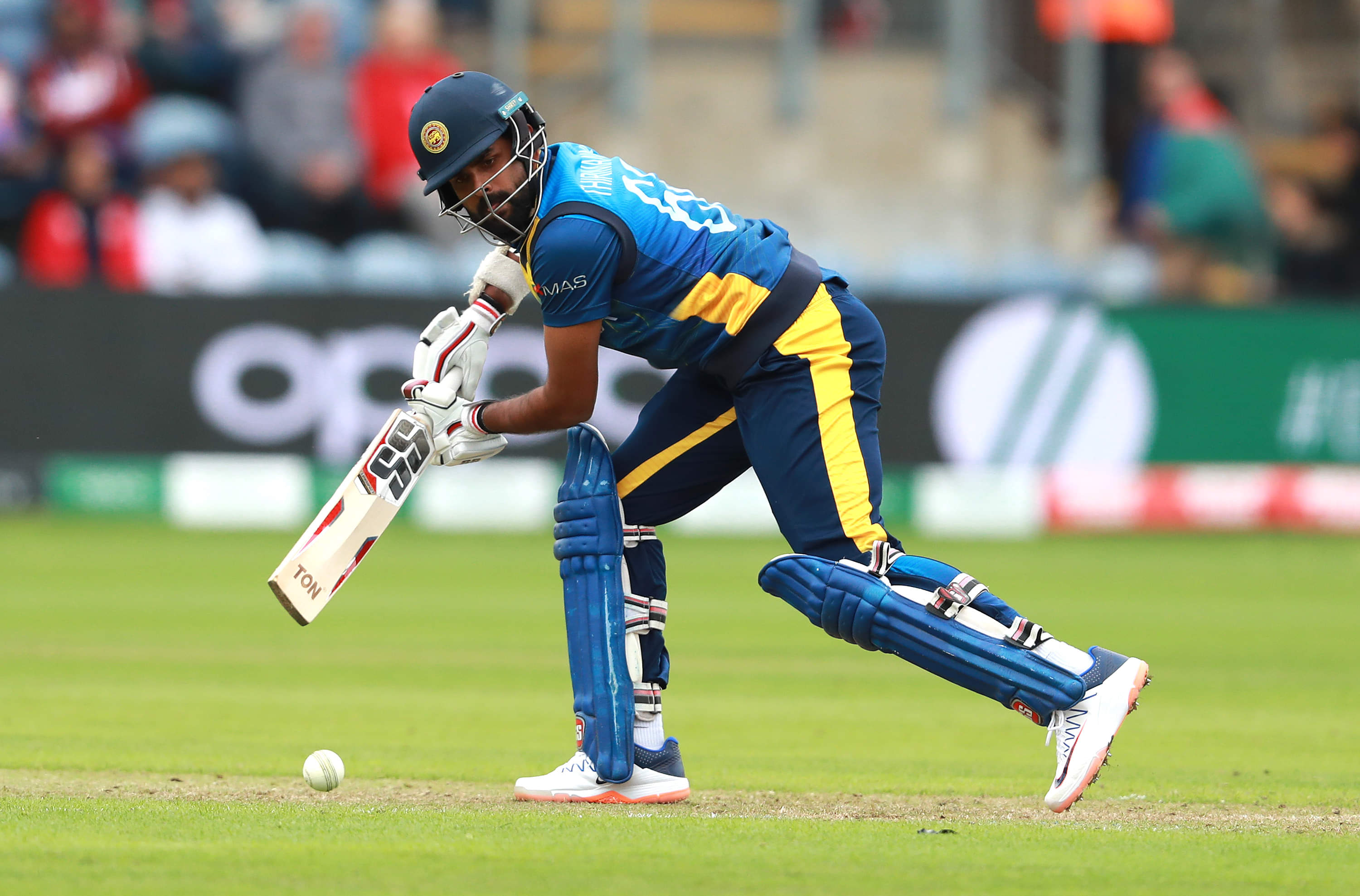 Lahiru Thirimanne announces international retirement