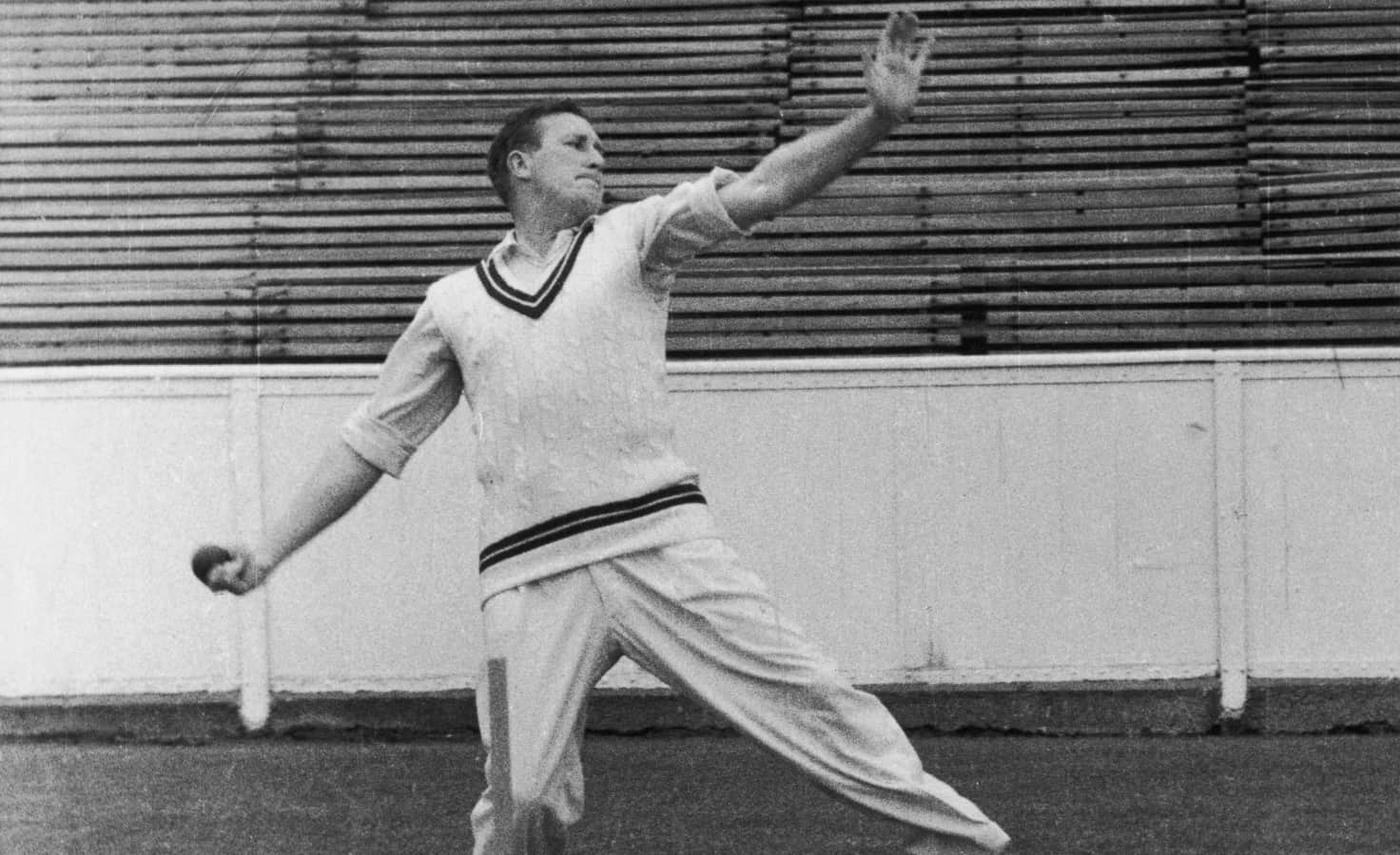 Jim Laker takes 19 wickets in a match against Aussies