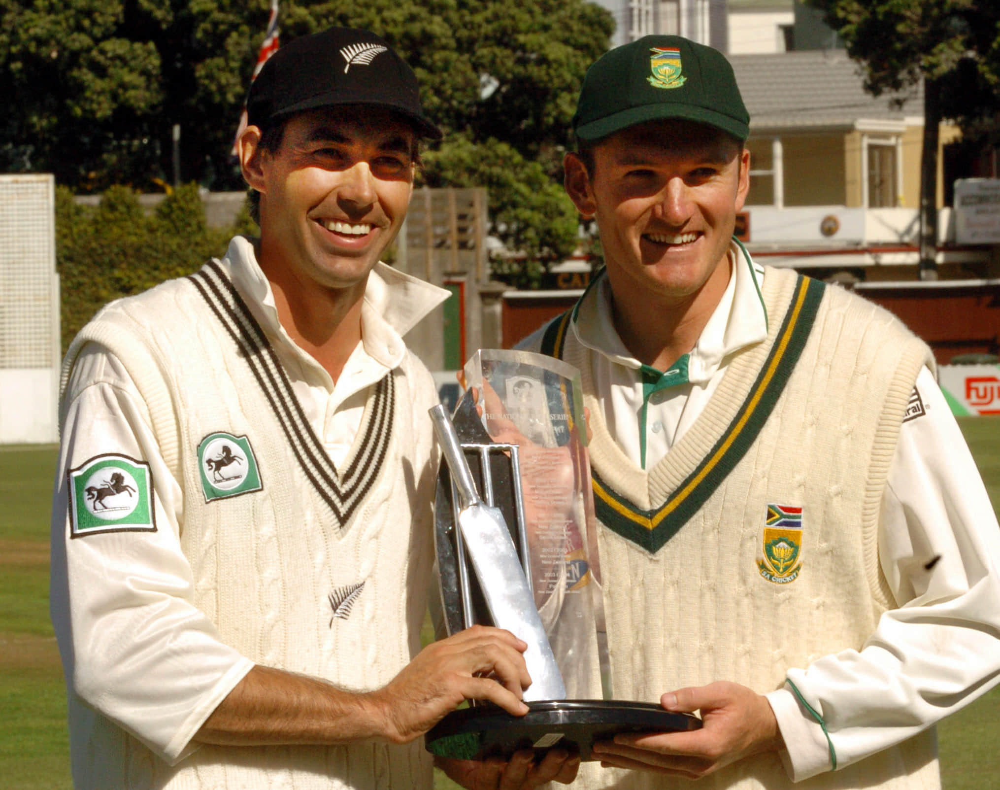 Away bullies - players with a far superior away record