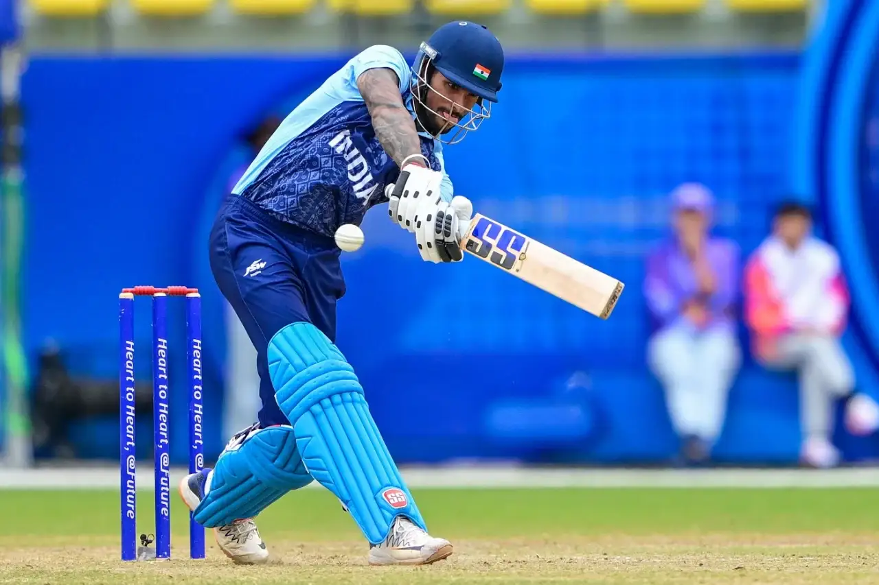 Belligerent India makes short work of timid Bangladesh