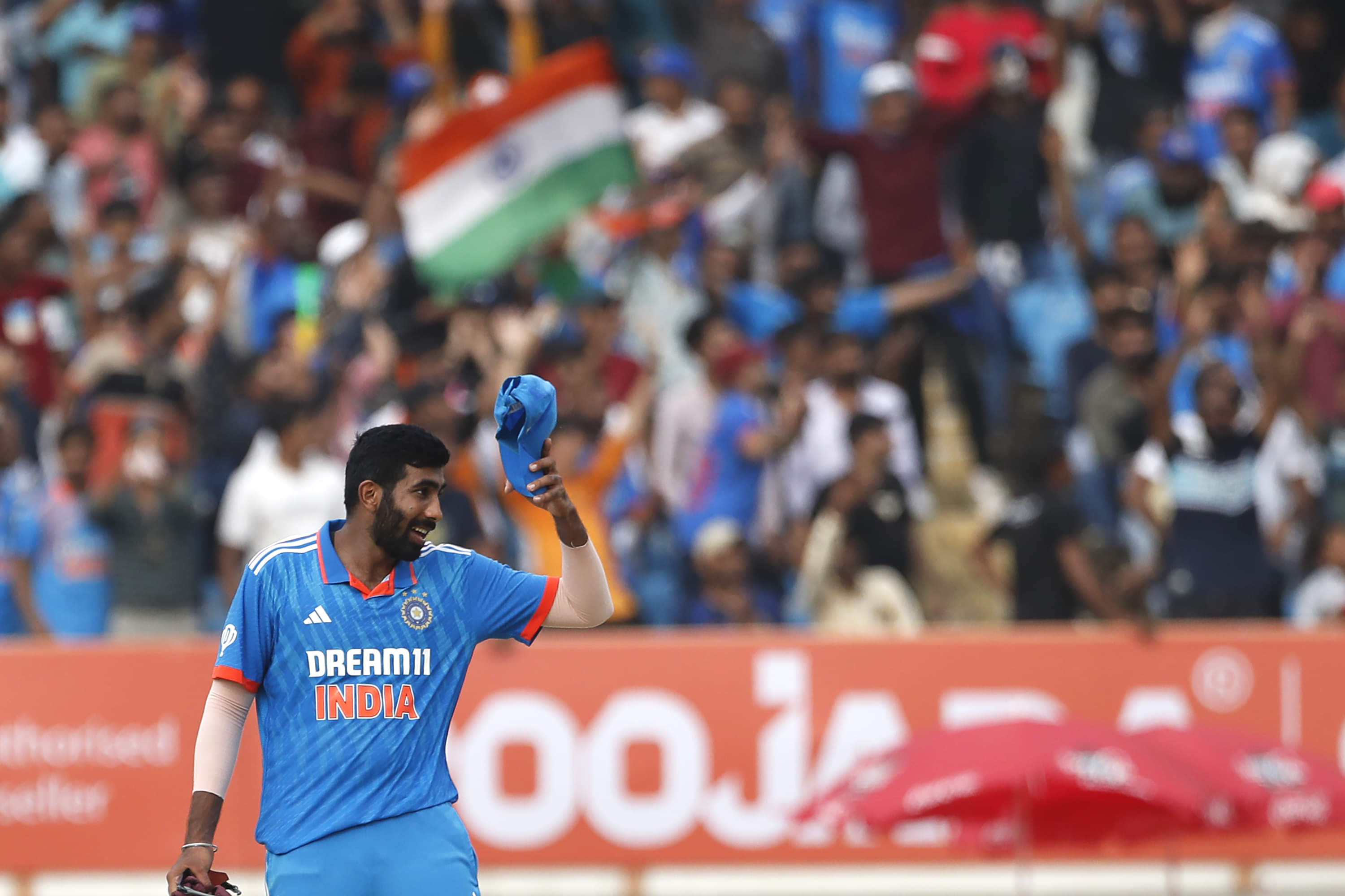 I just try to read the wickets and try to find the best answers: Bumrah