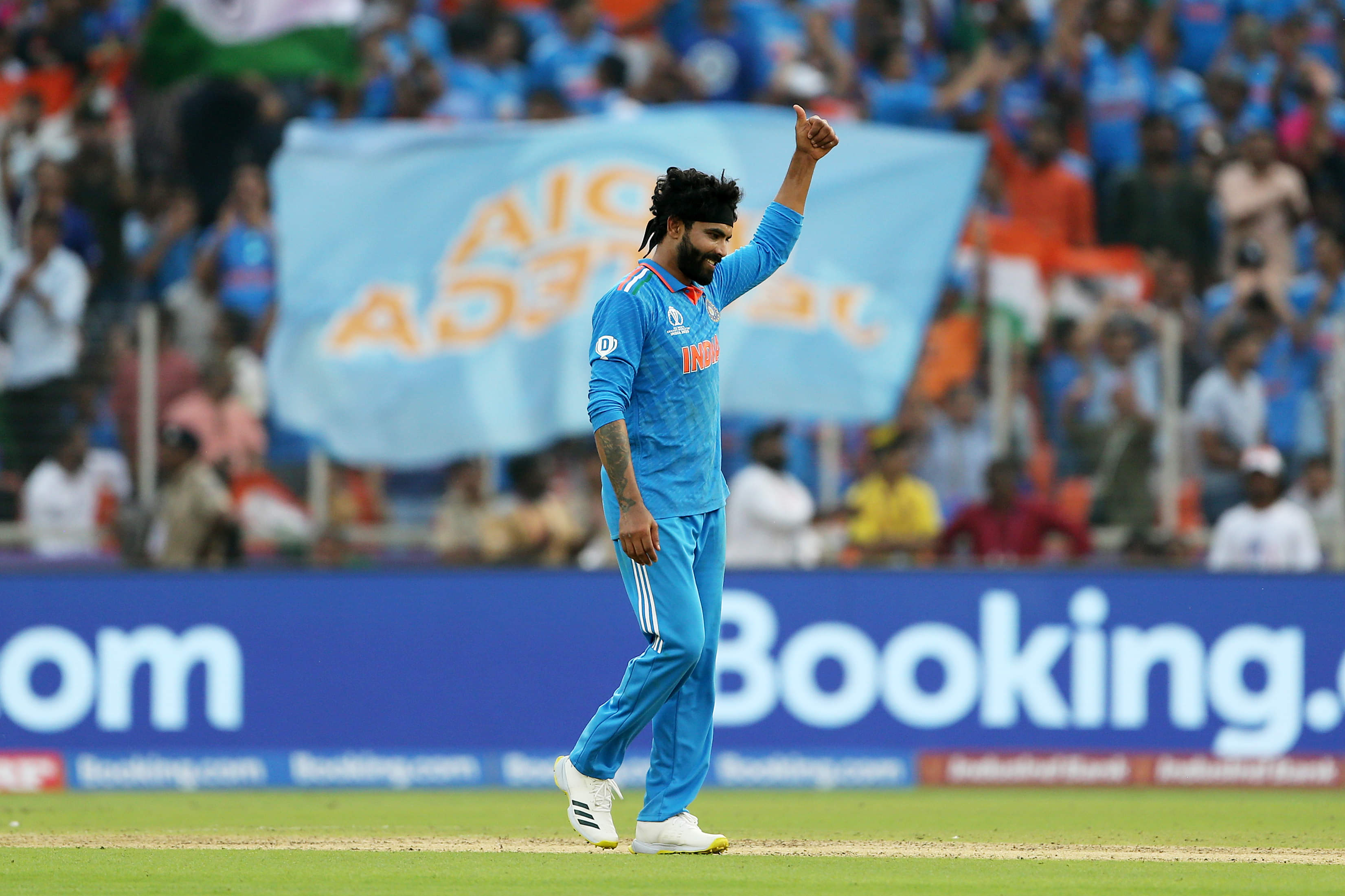 How Kuldeep & Jadeja's middle-overs chokes have enabled India to dominate