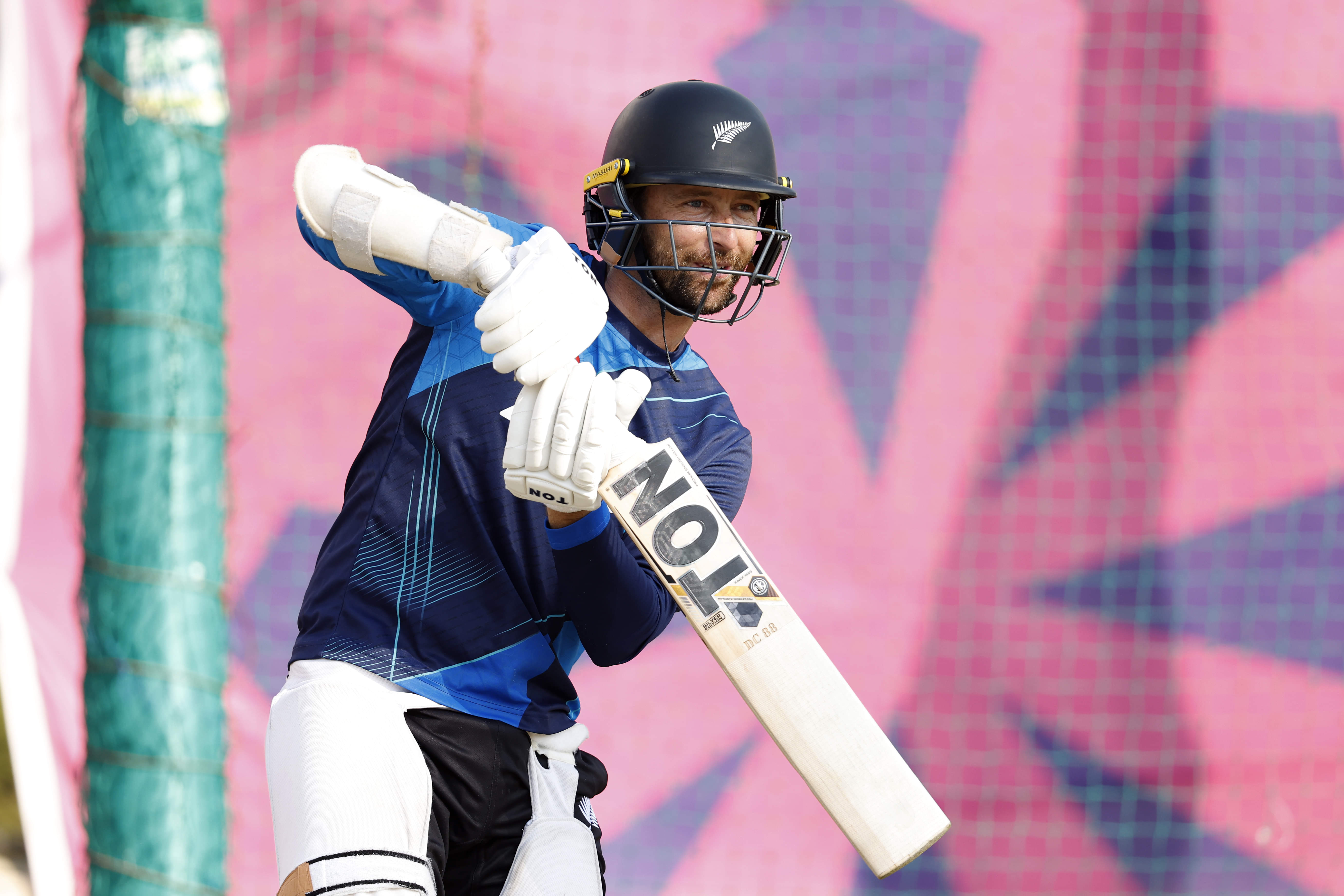 New Zealand, South Africa aim to move away from chasing pack