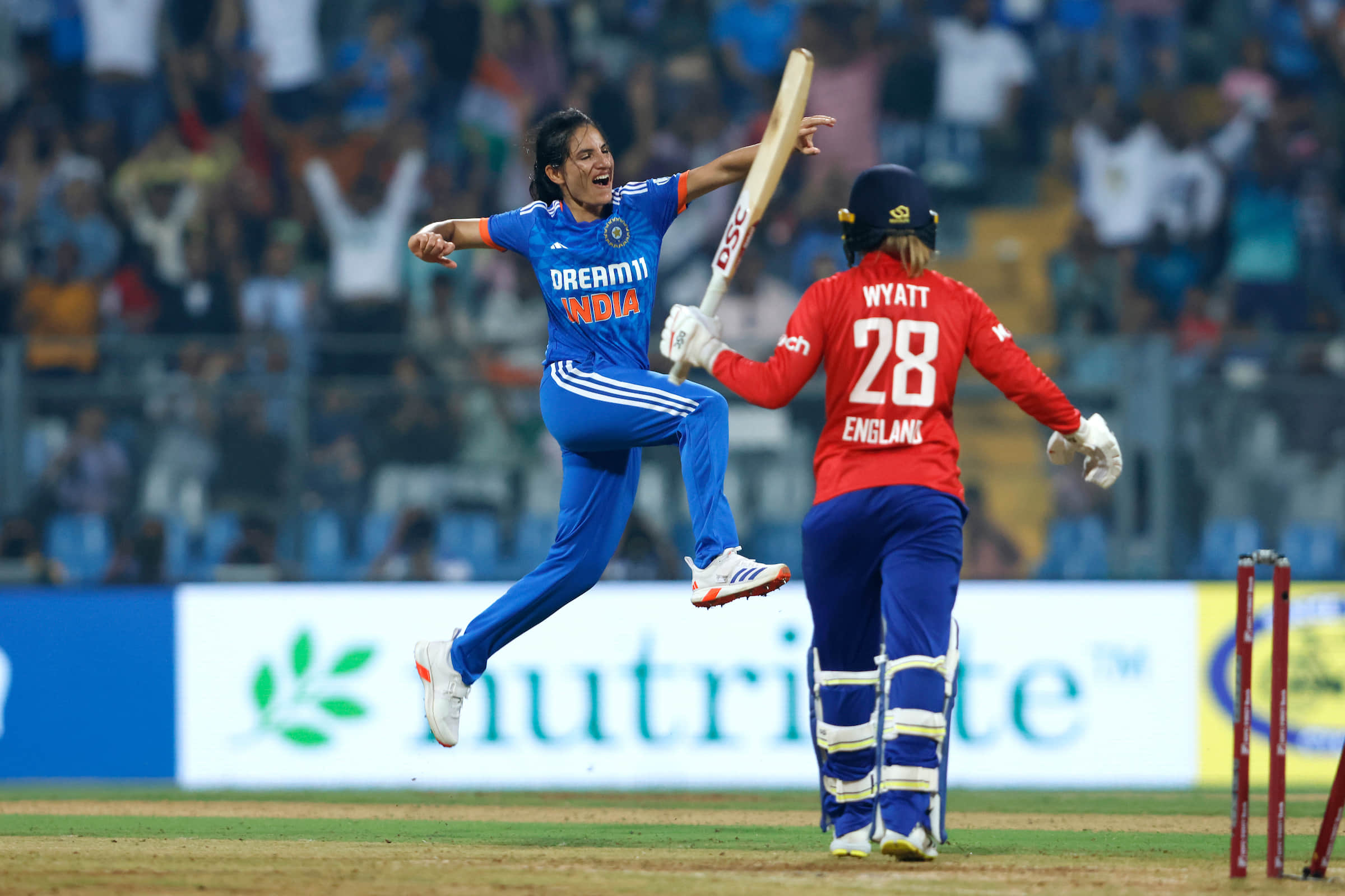 Renuka, Ecclestone shine as England continue dominance over India