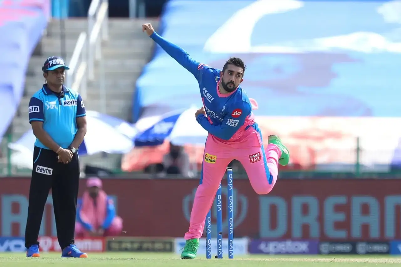Shamsi urges young SA players to embrace T20 leagues