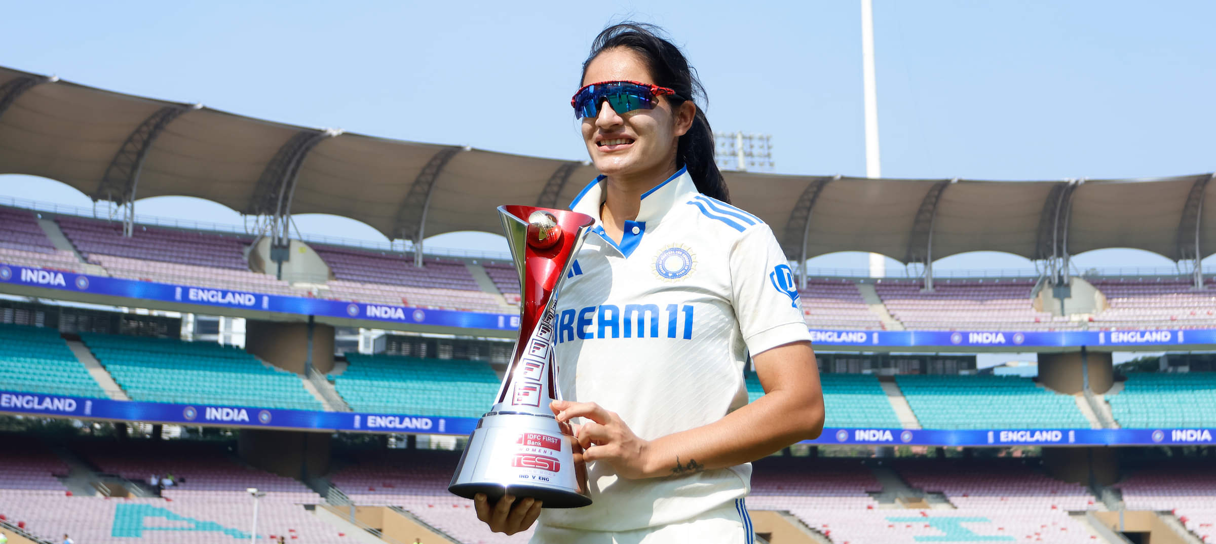 I really like how Renuka is putting together the sequence of deliveries: Troy Cooley