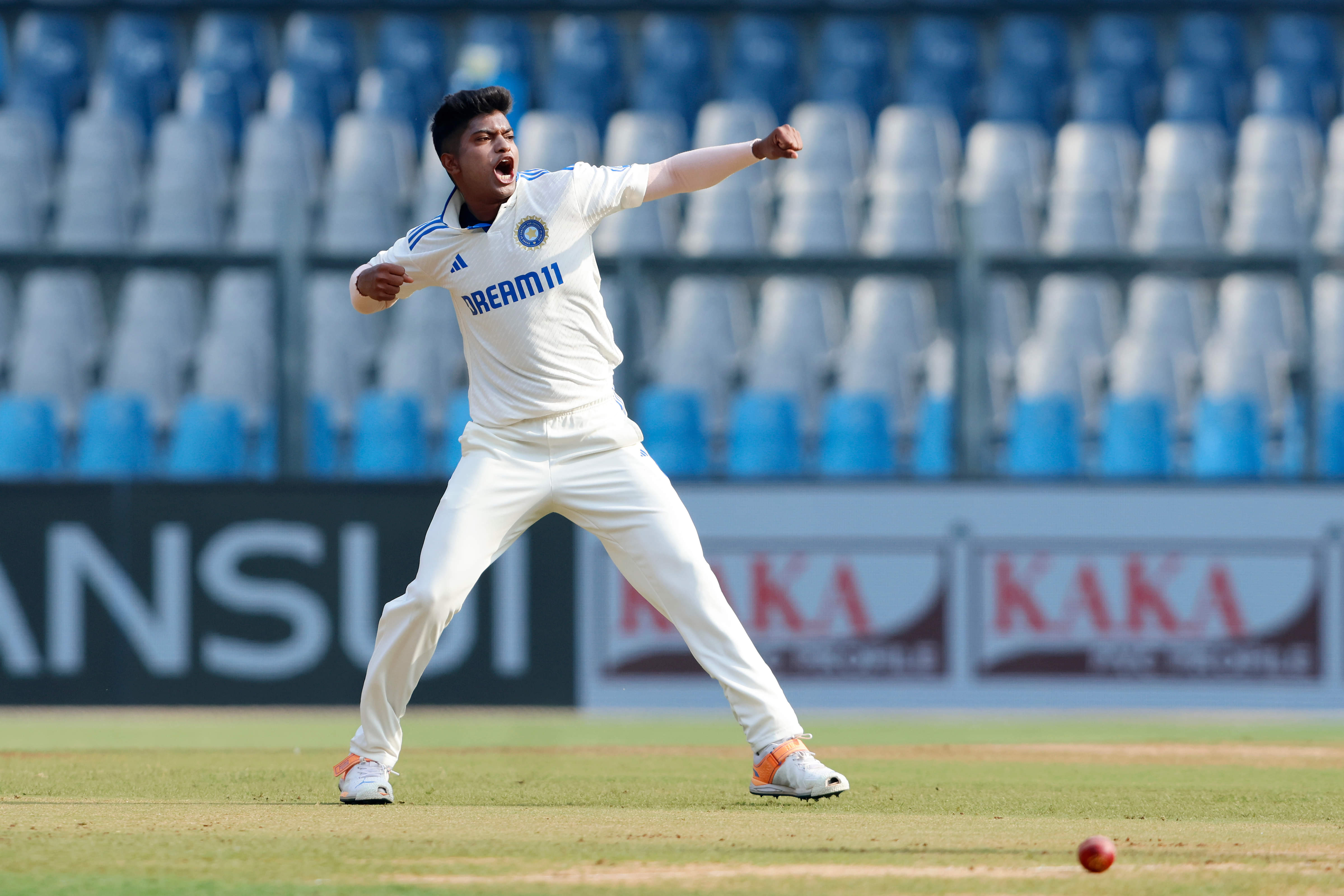 Pooja Vastrakar shows what she's made up of 