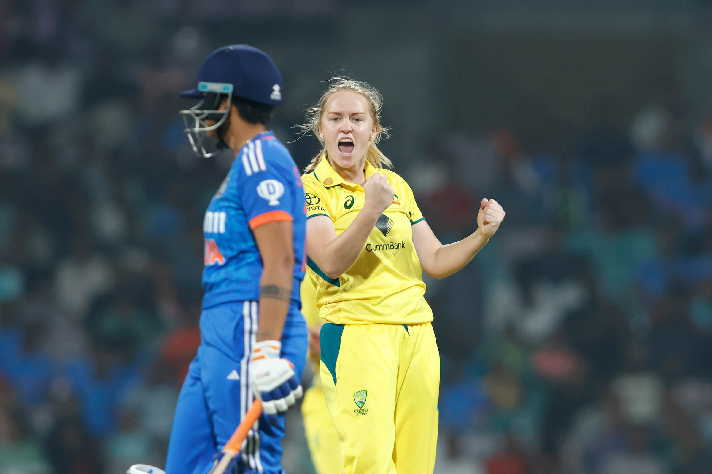 Kim Garth's powerplay blitz exposes India's batting afflictions