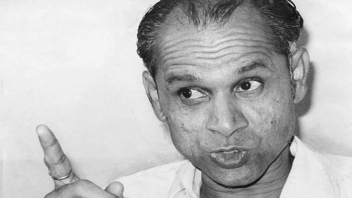 Bapu Nadkarni chokes English batters with 21 maidens on the trot