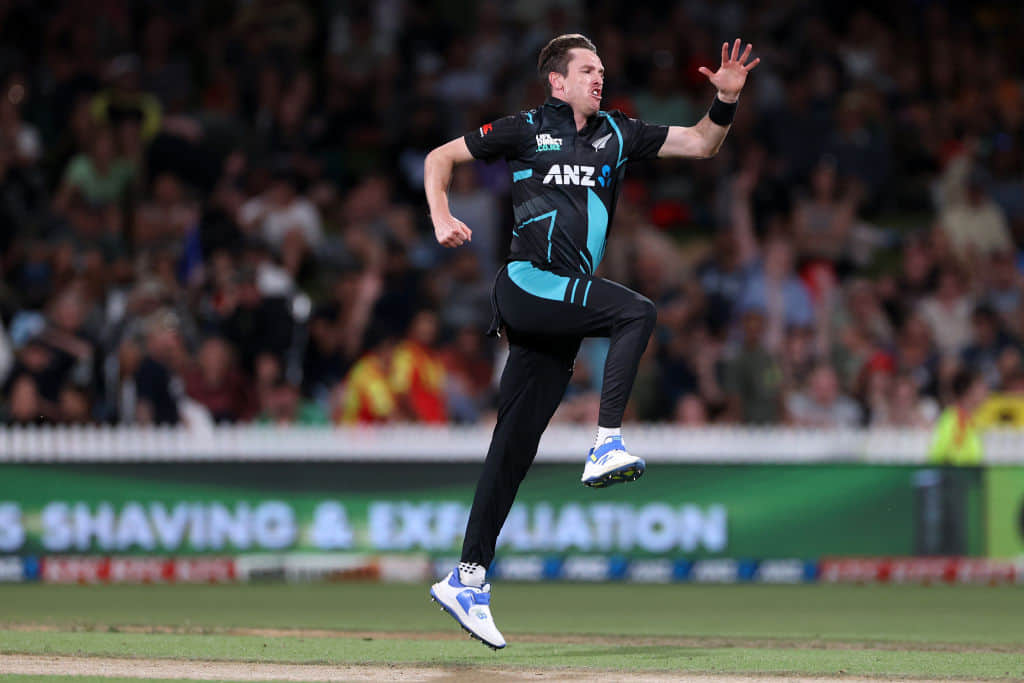 Adam Milne spearheads New Zealand's 2-0 series lead