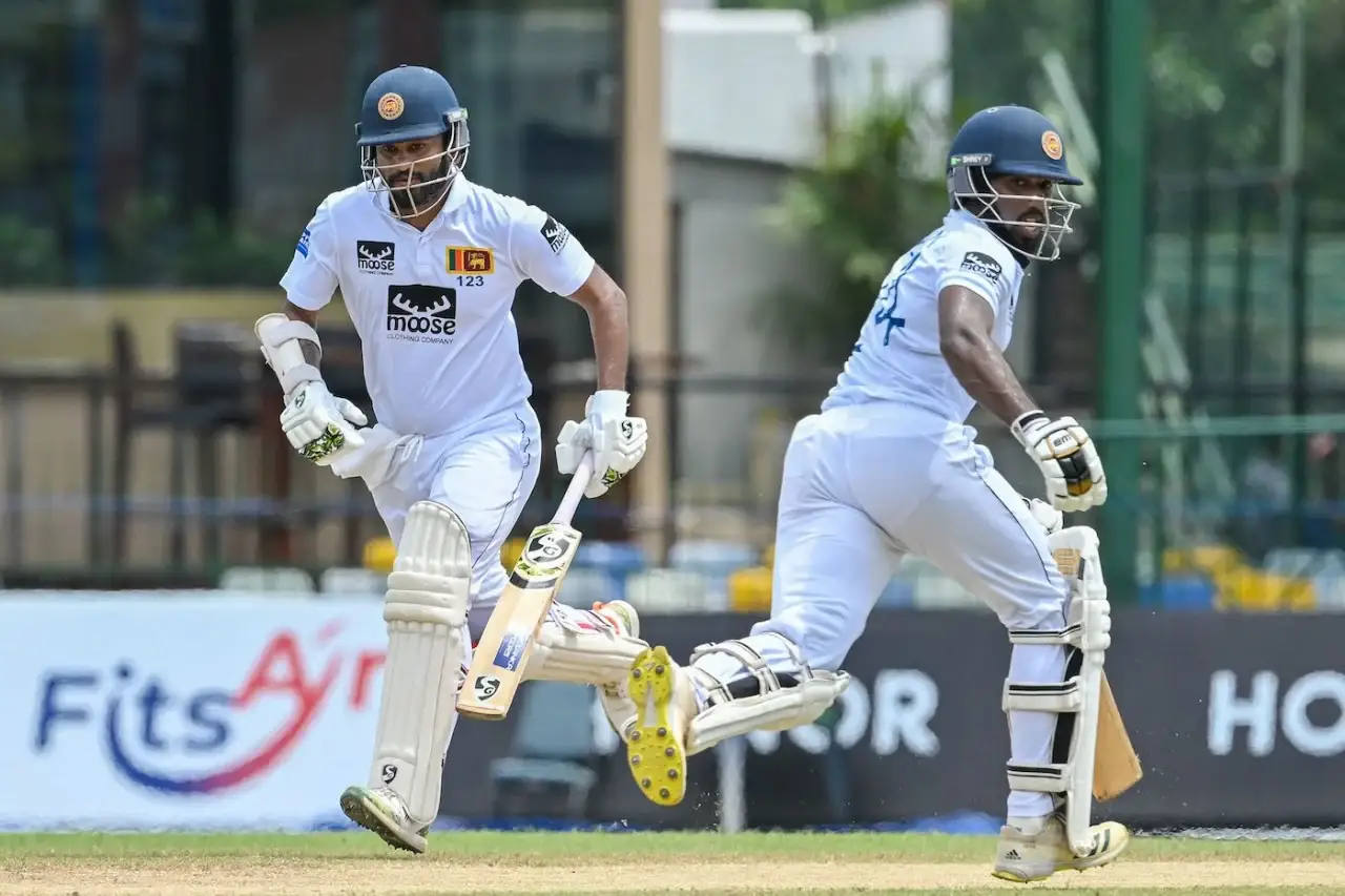 Sri Lankan openers take command after Fernando's four-fer against Afghanistan