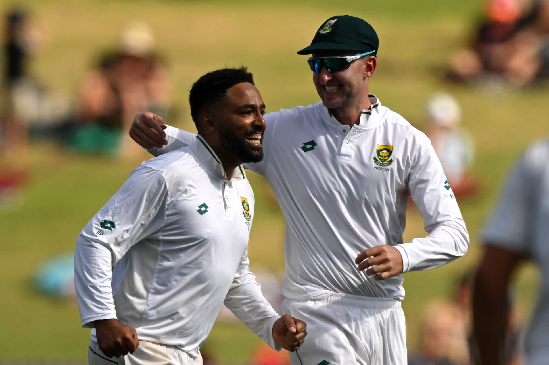 Dane Piedt claims a fifer on Test return as South Africa take slender lead