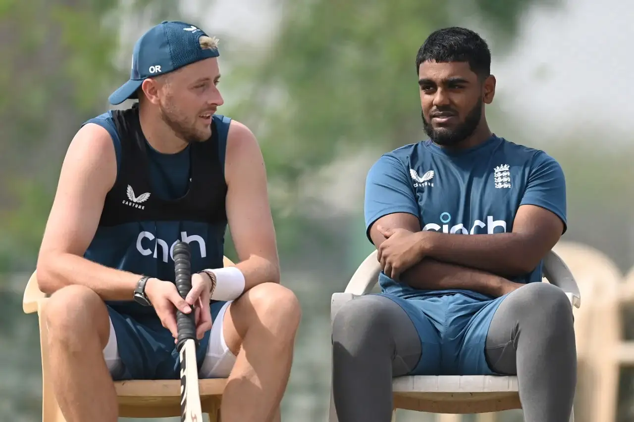 England bring in Robinson, Bashir for Ranchi Test