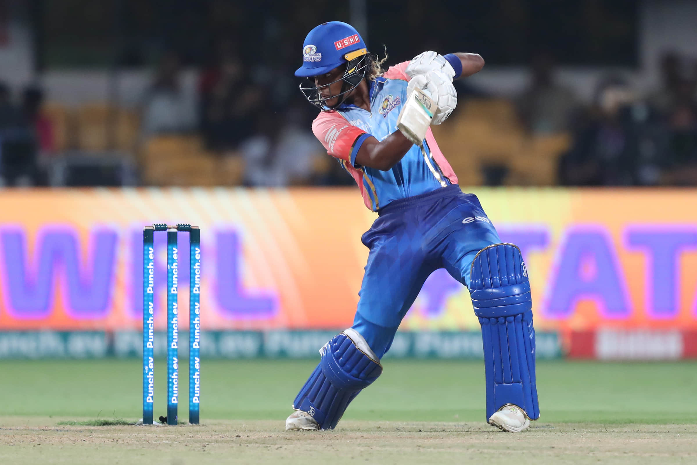 When Matthews made life Hayley difficult for UP Warriorz