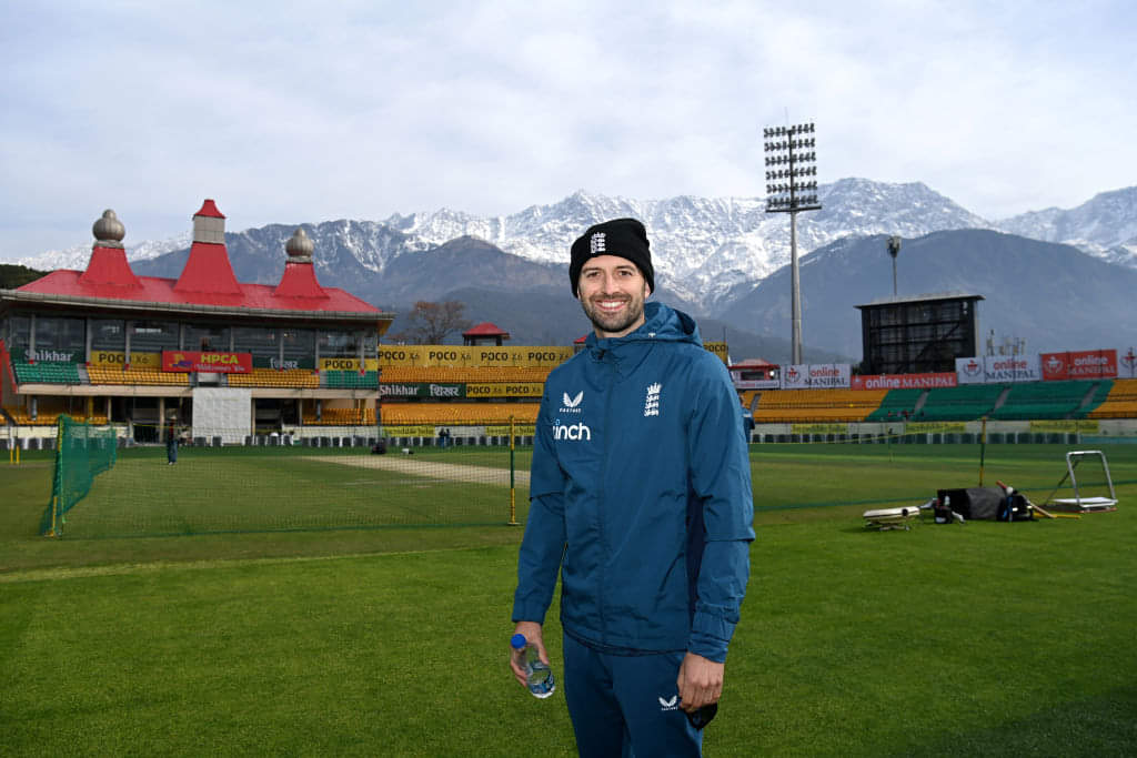 Mark Wood replaces Ollie Robinson in England XI for fifth Test