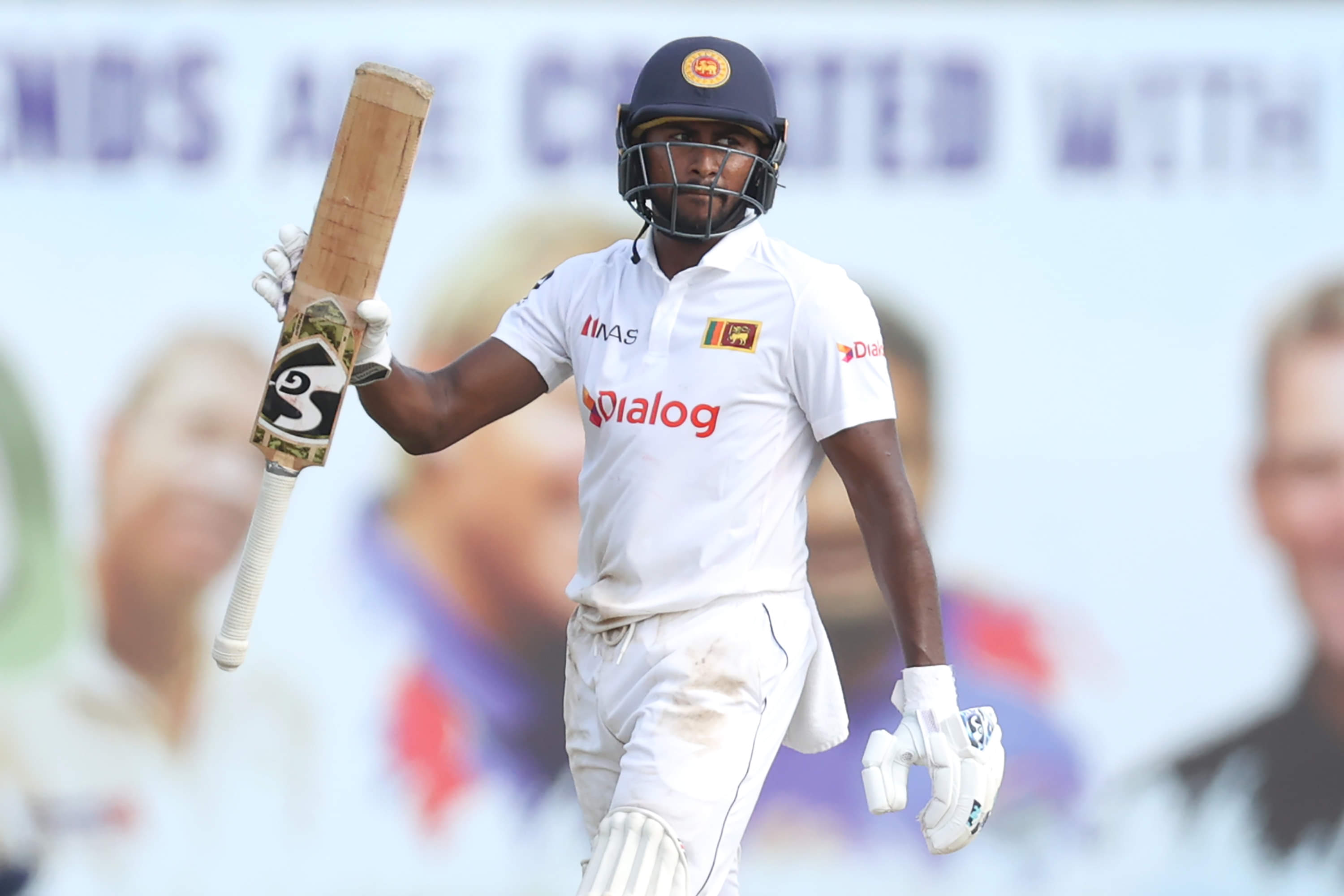 DDS, Mendis pile misery on Bangladesh again as SL take control
