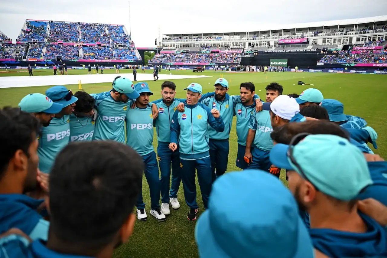 No unity in Pakistan’s team: Kirsten bemoans disappointing campaign