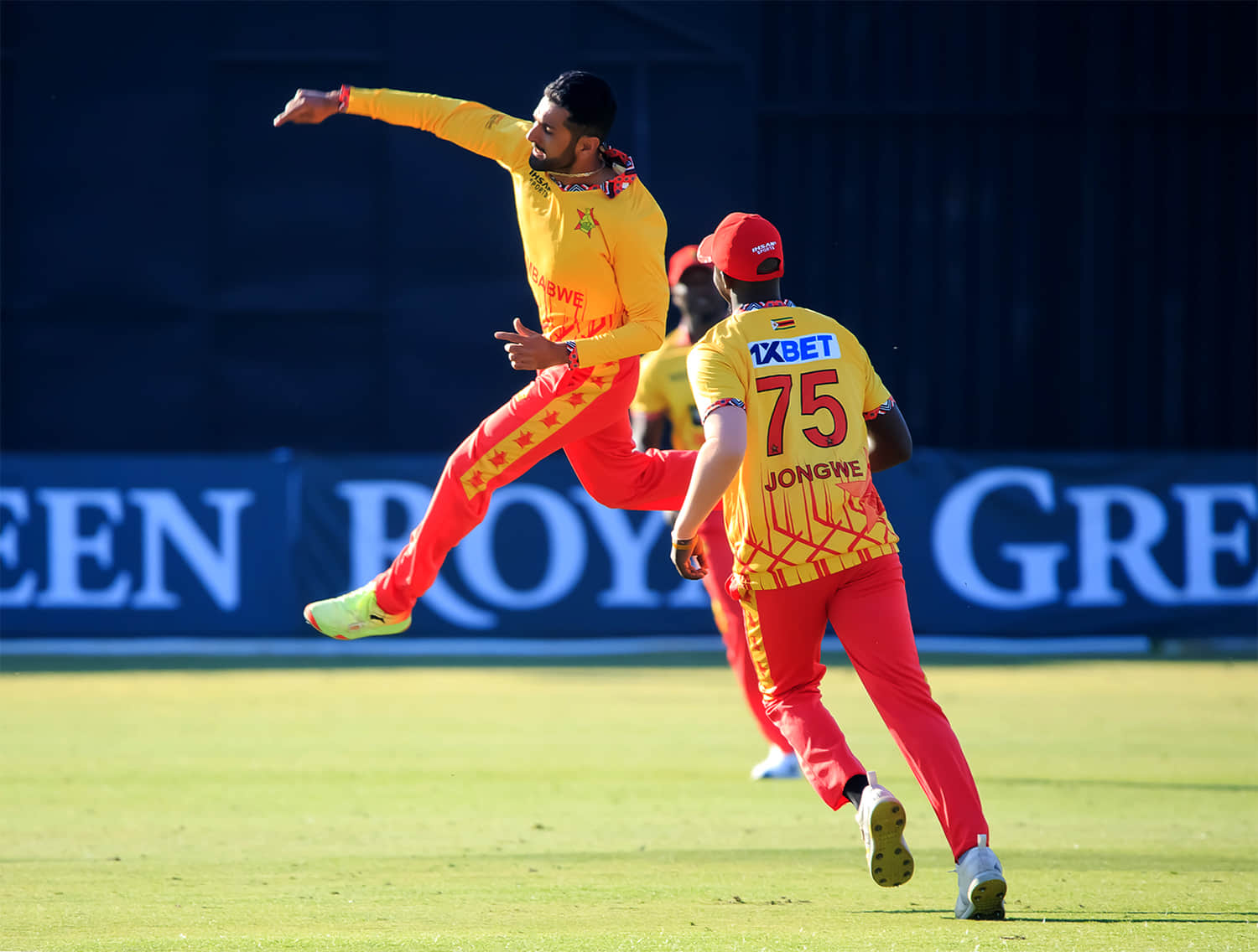 'Boys' in Blue collapse on Harare's spin-friendly track