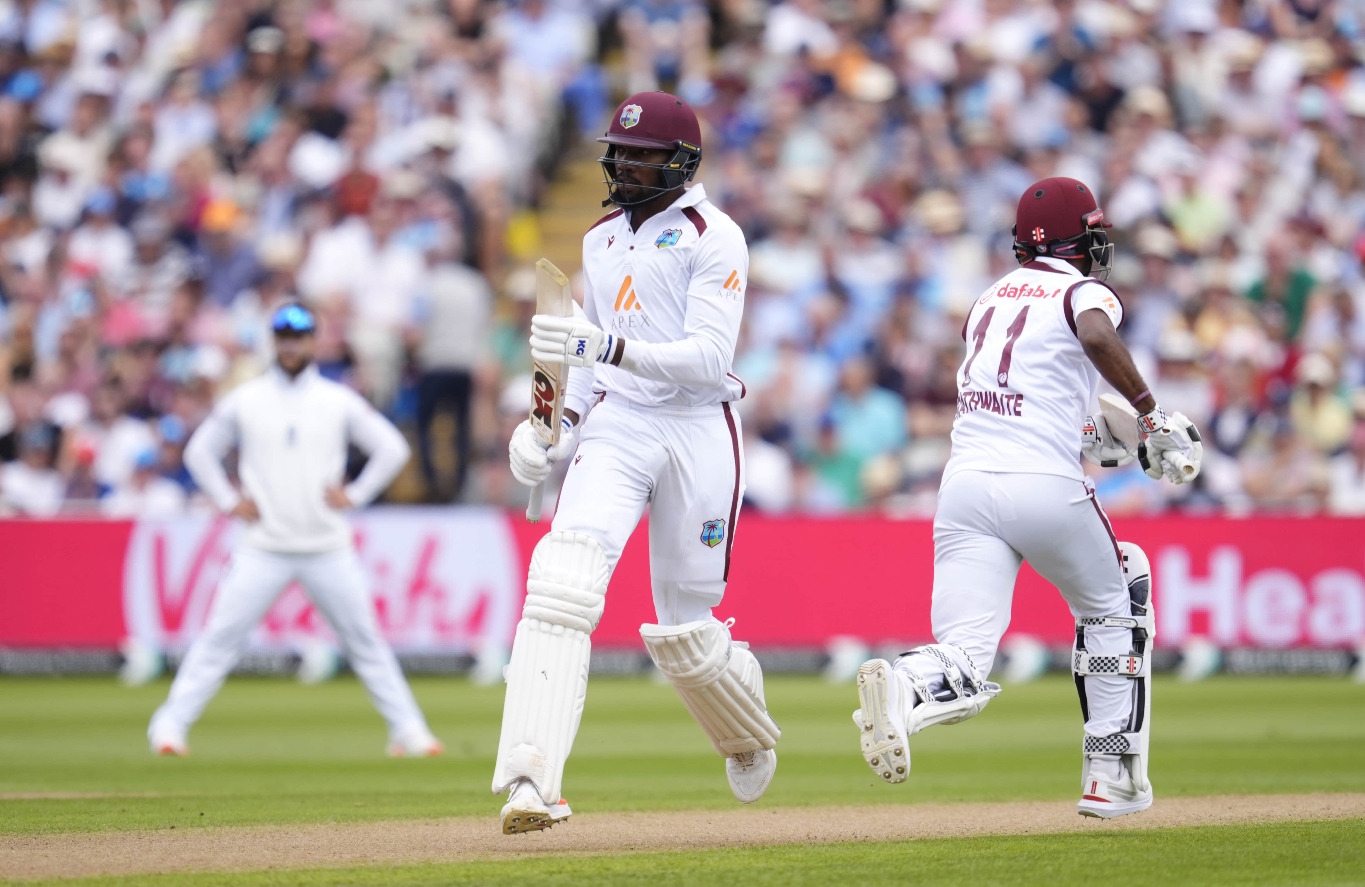 Brathwaite and Louis script history with third consecutive fifty-run stand