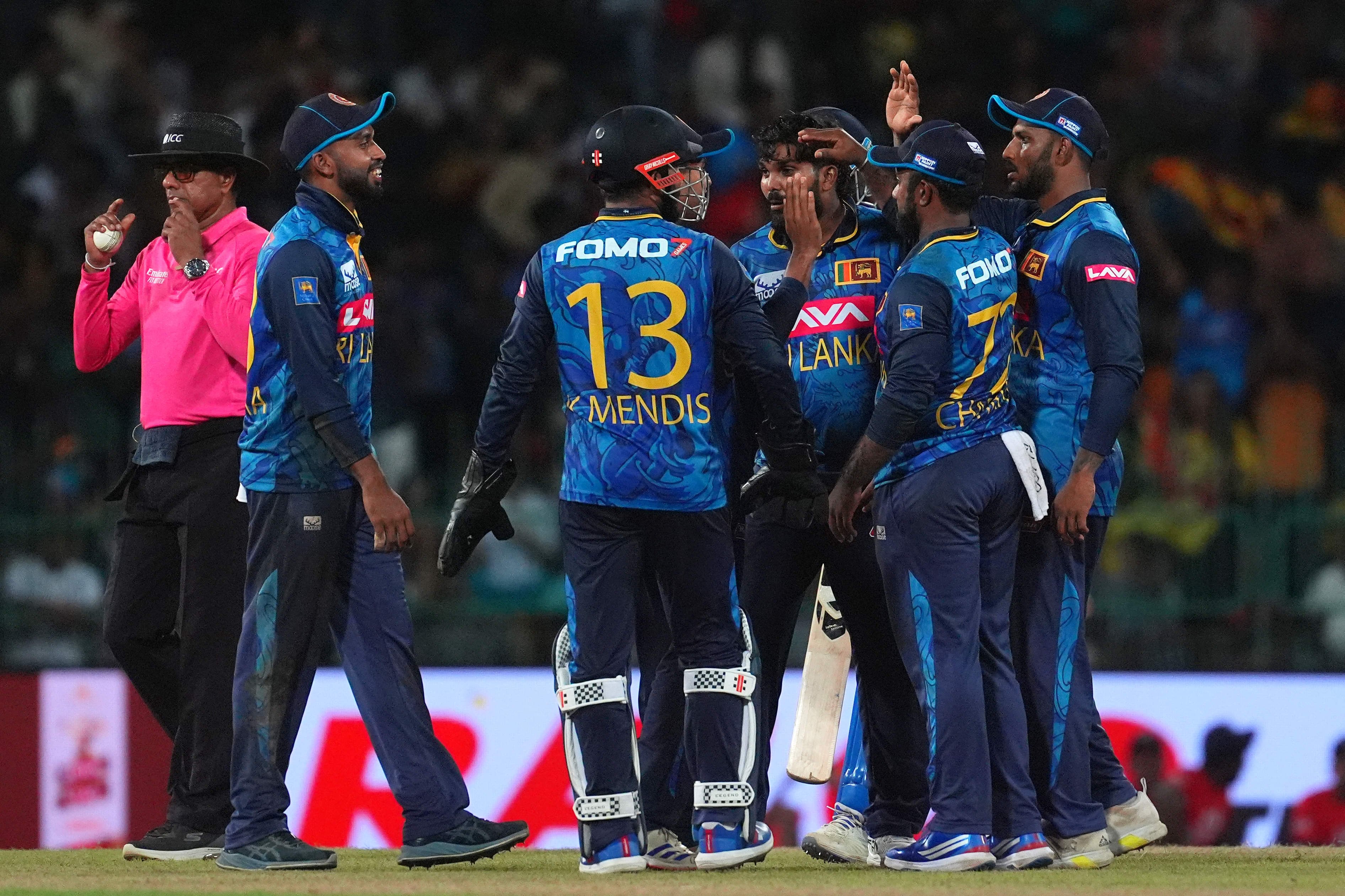 5 highlights from the thrilling tie between India and Sri Lanka