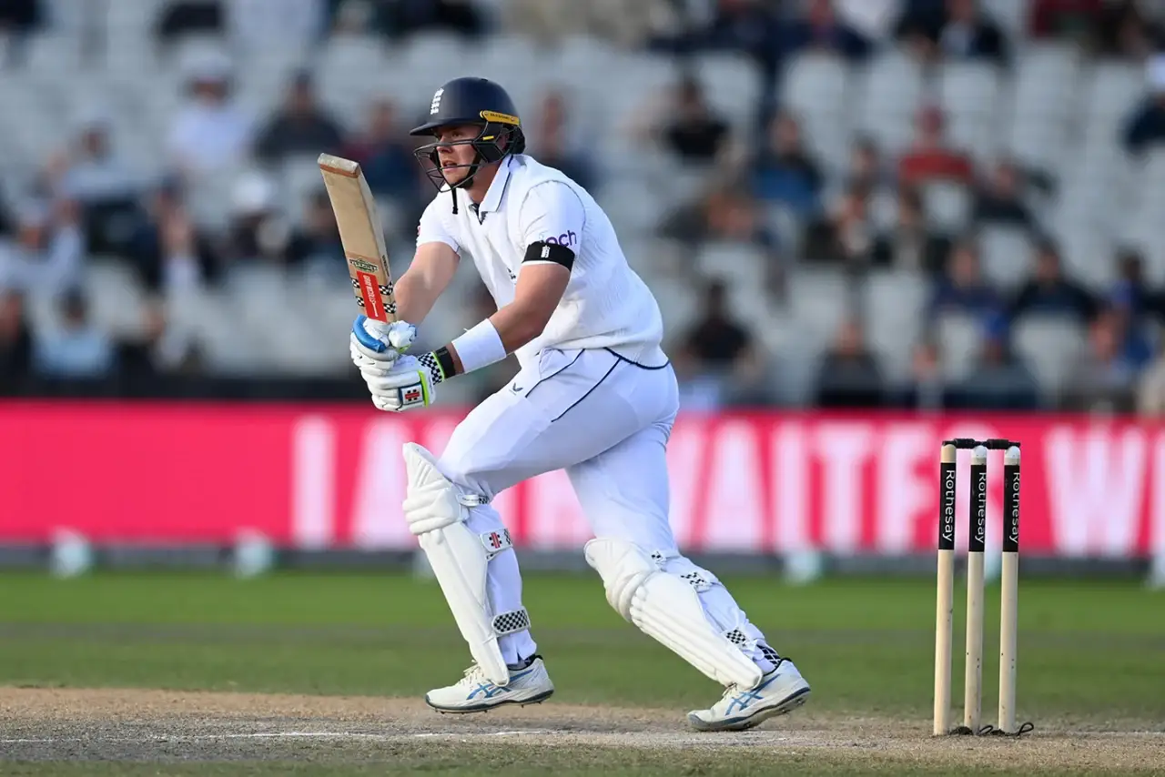 Jamie Smith's heroics remind Collingwood of Gilchrist