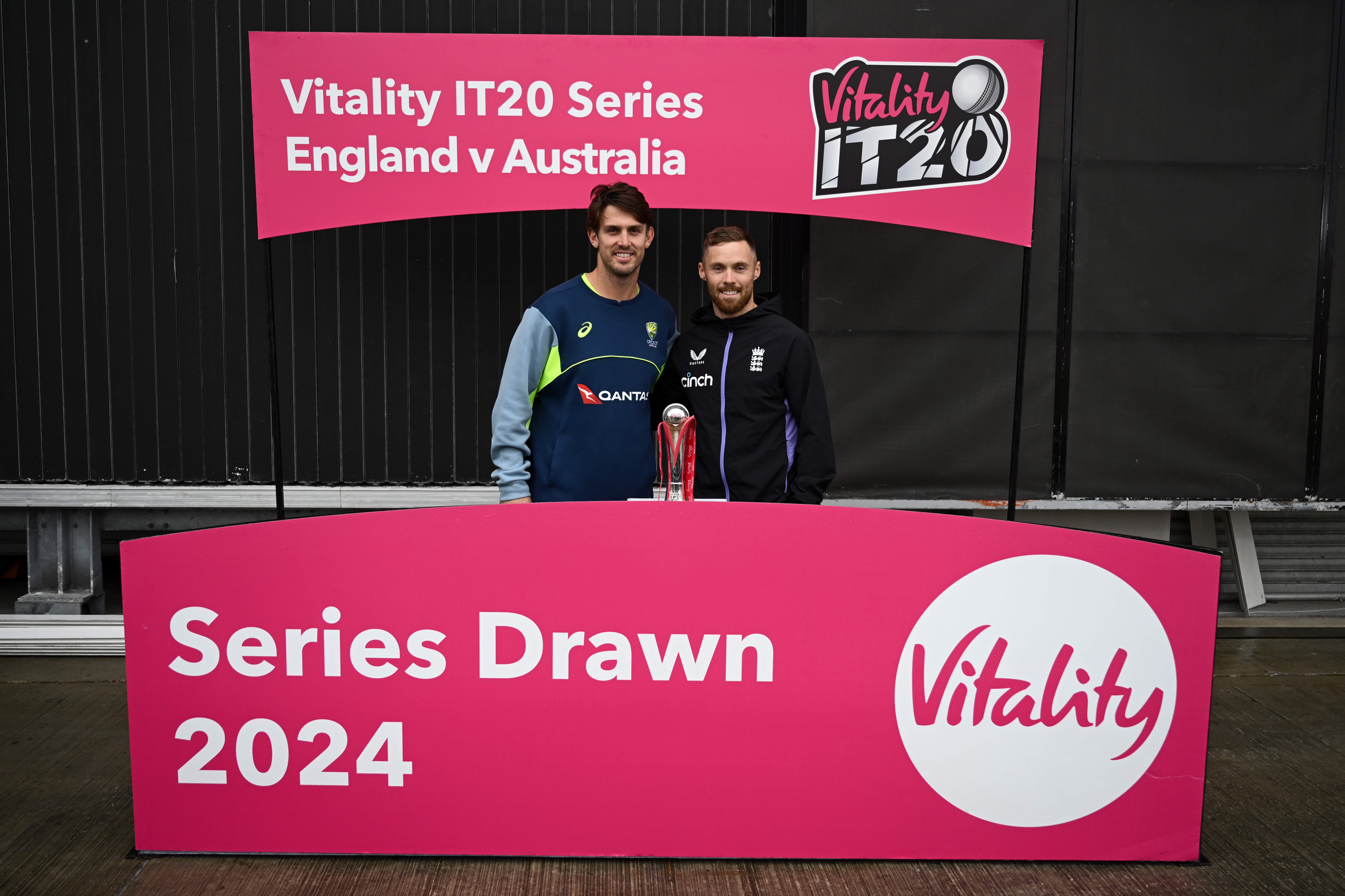 ENG vs AUS | Manchester T20I abandoned, series ends 1-1