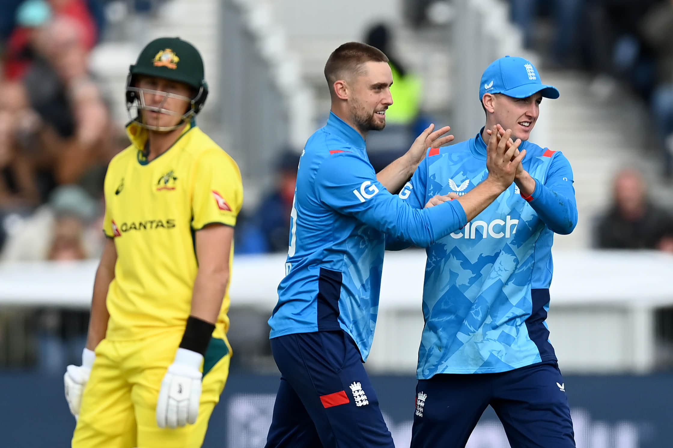 England put an end to Australia's winning streak in ODIs