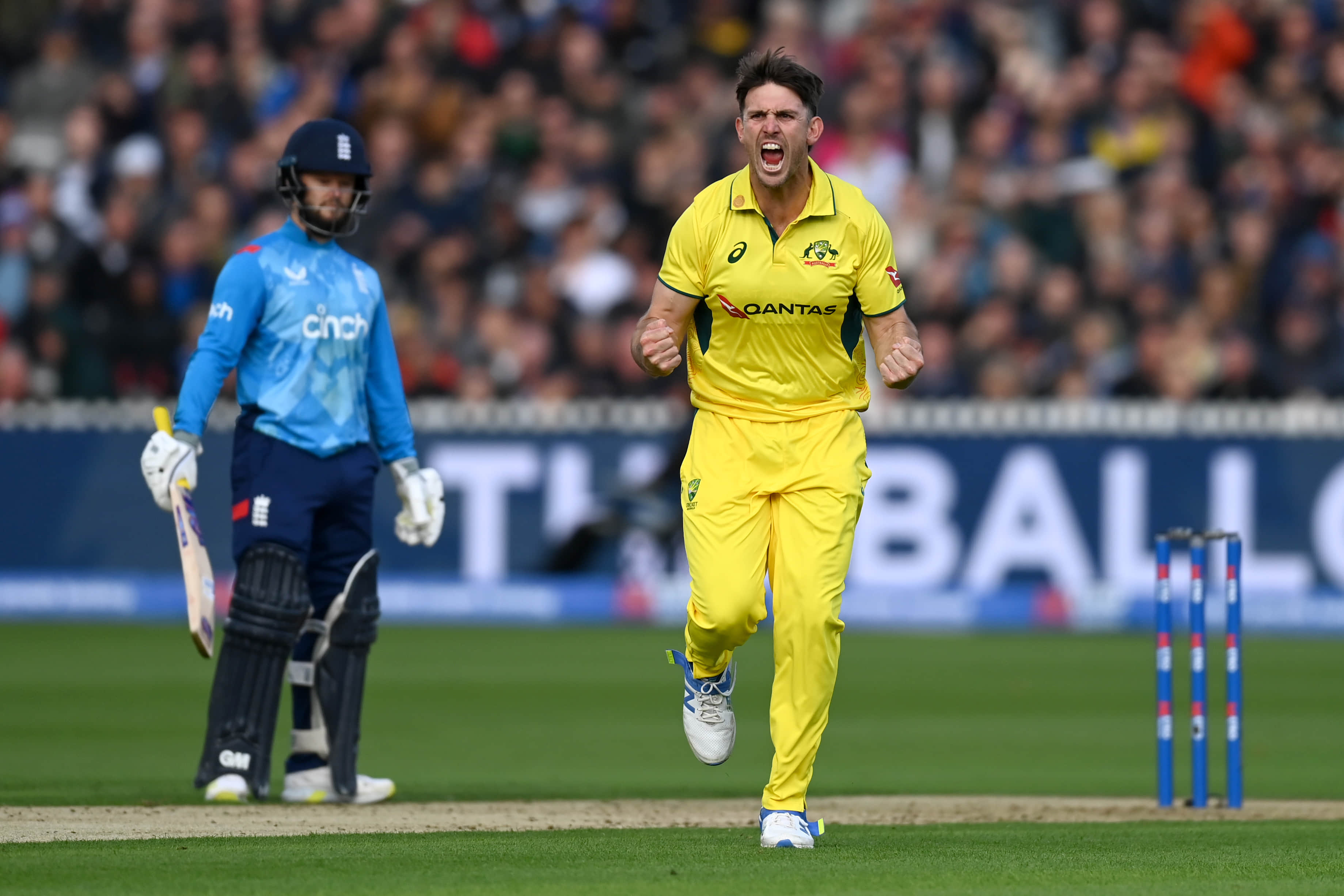 Mitchell Marsh returns to bowling after six months