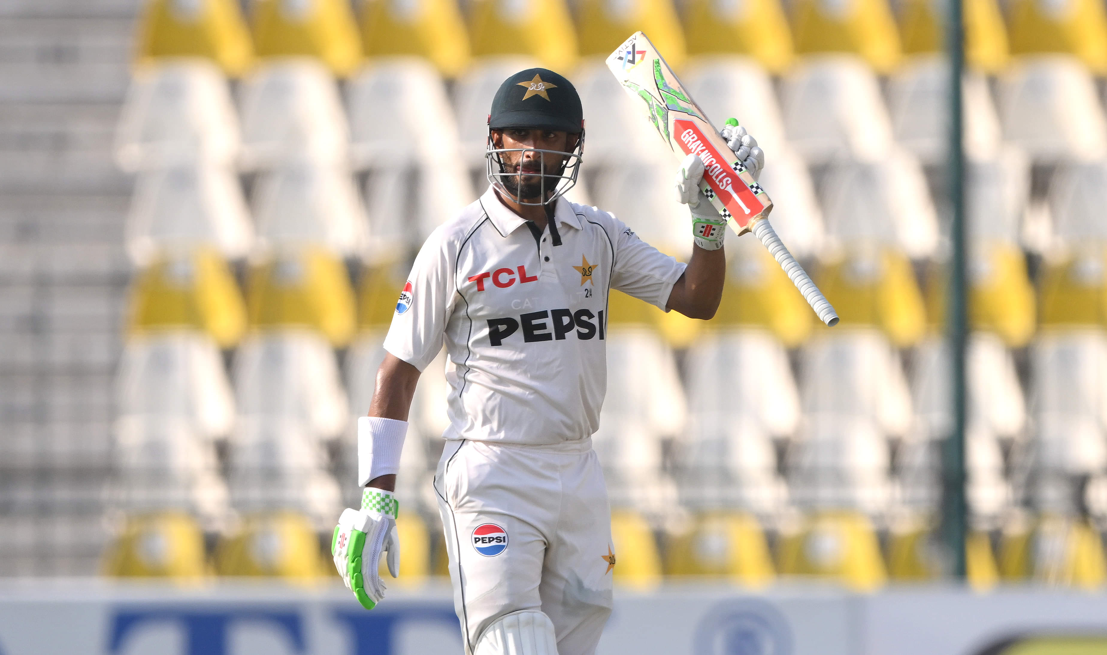 Pakistan slump to bottom of WTC standings after loss against England