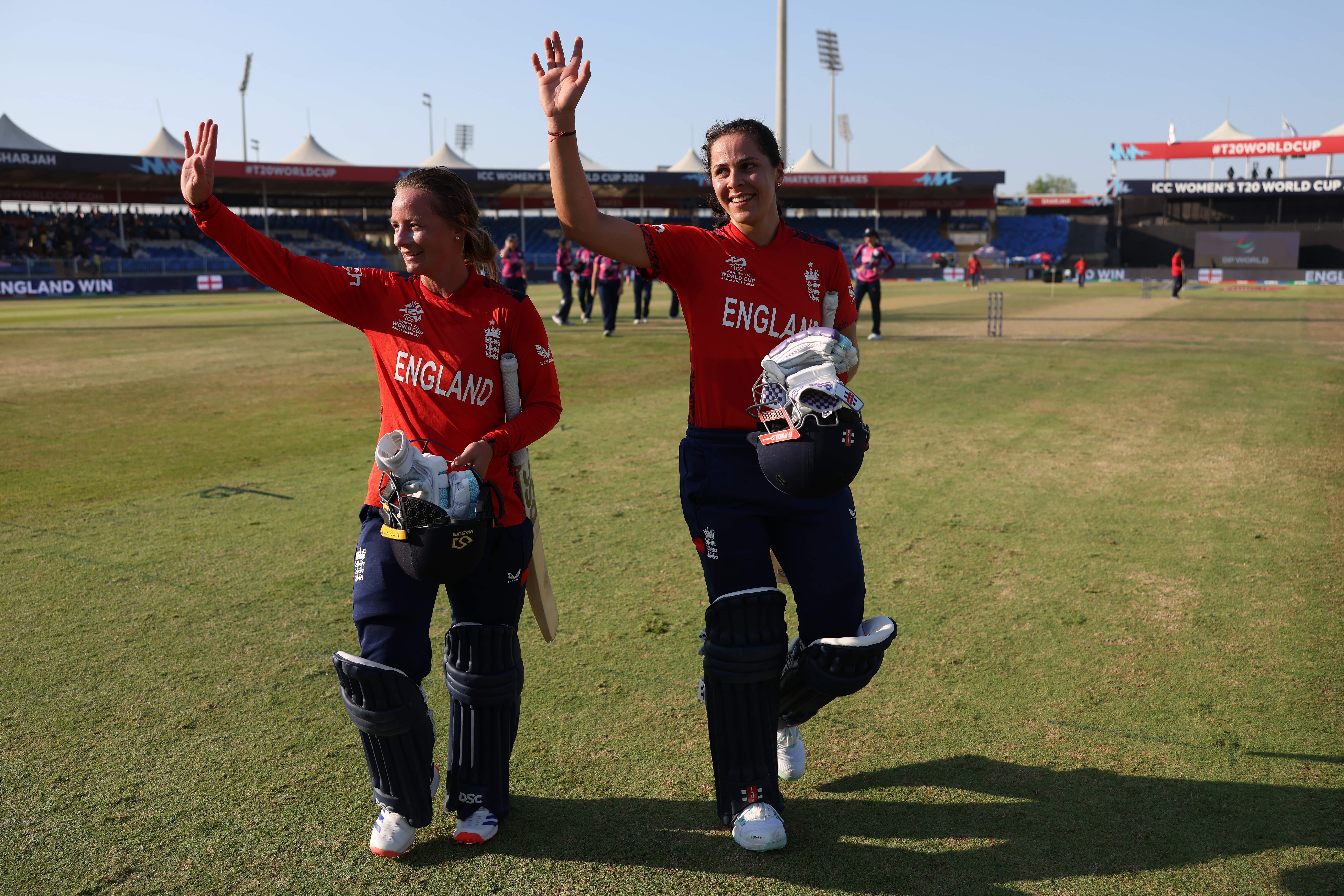 England want to keep the momentum going, says Heather Knight